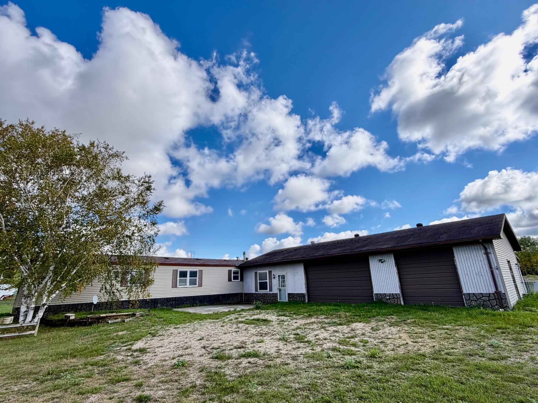 26268 State Highway 11 Property Photo 1