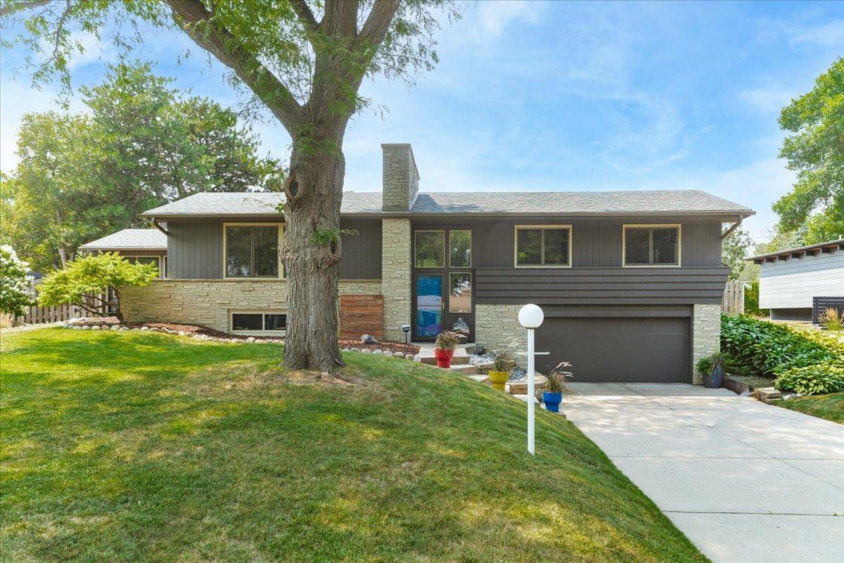 140 Brunswick Avenue S Property Photo 1