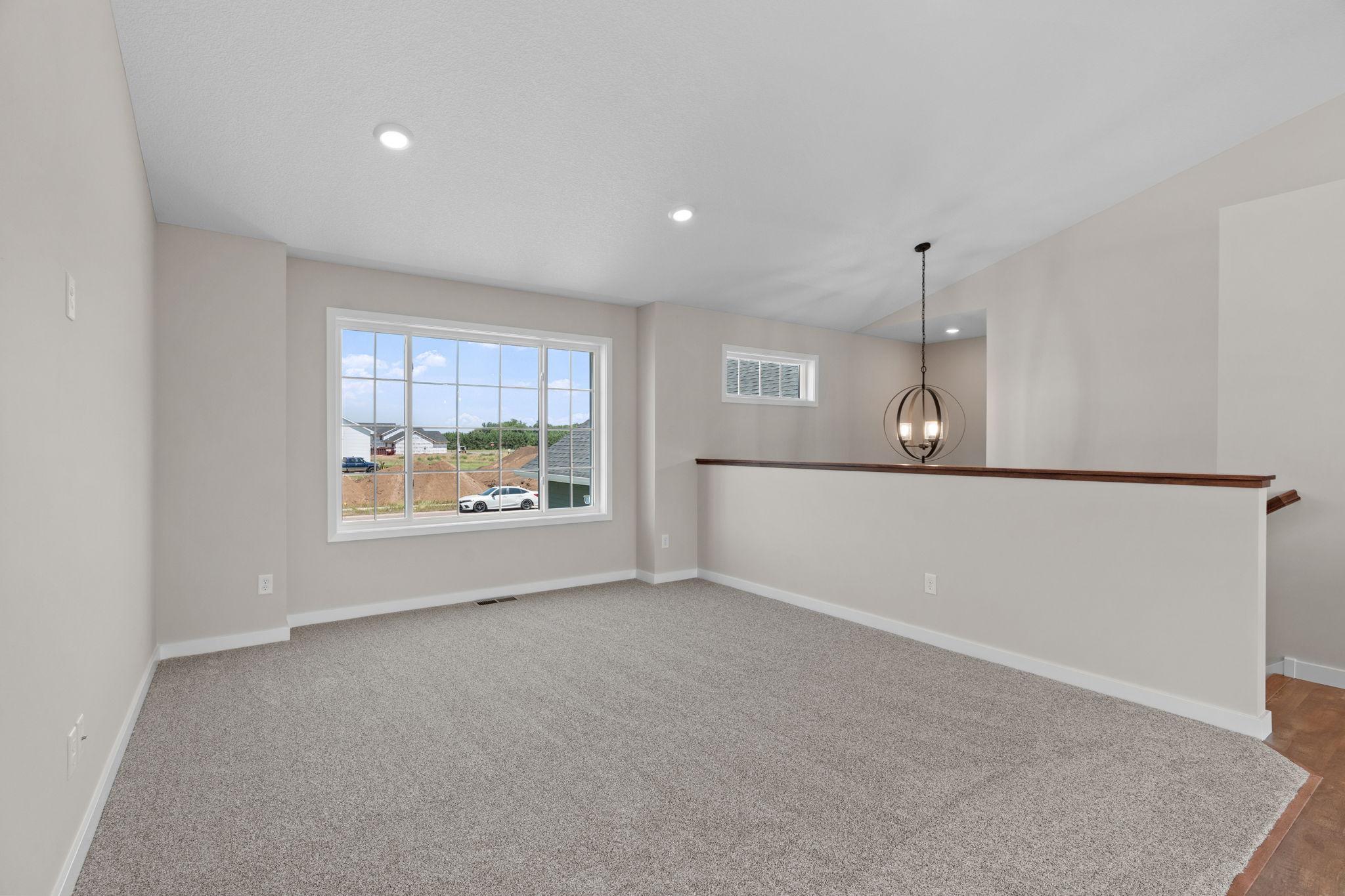 15171 Laurel Street Se Property Photo 18