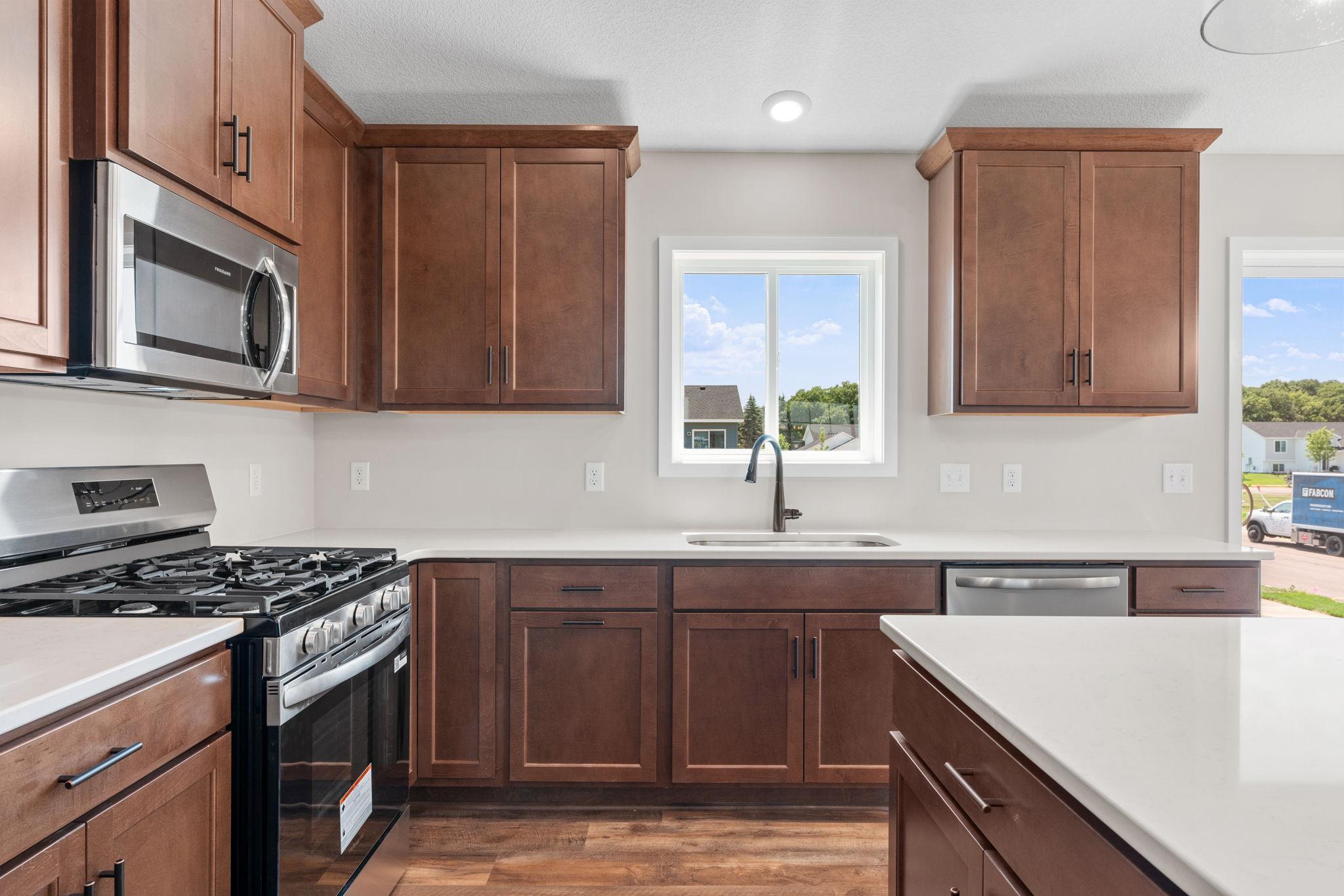 15171 Laurel Street Se Property Photo 25