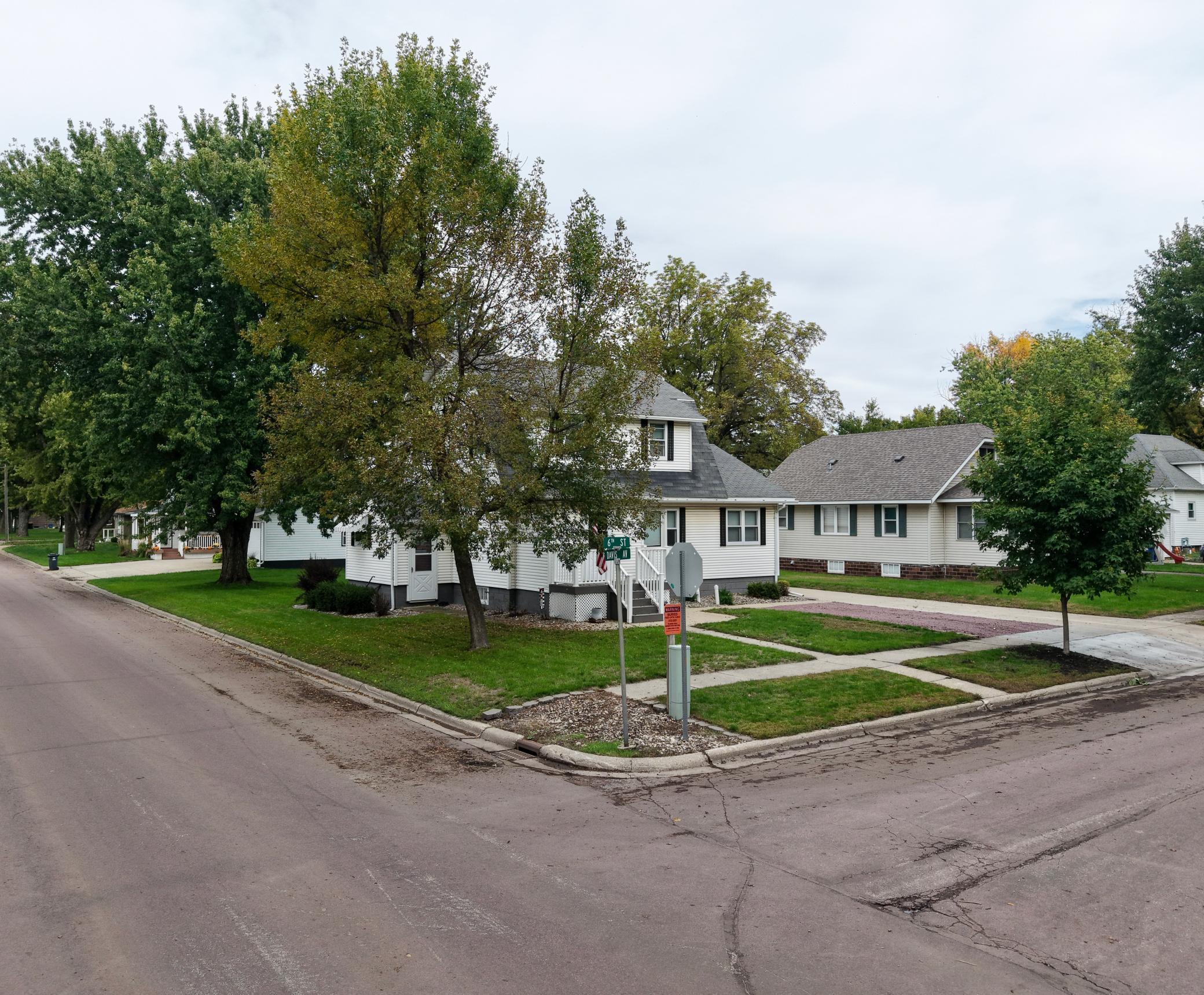 1124 6th Street Property Photo 7