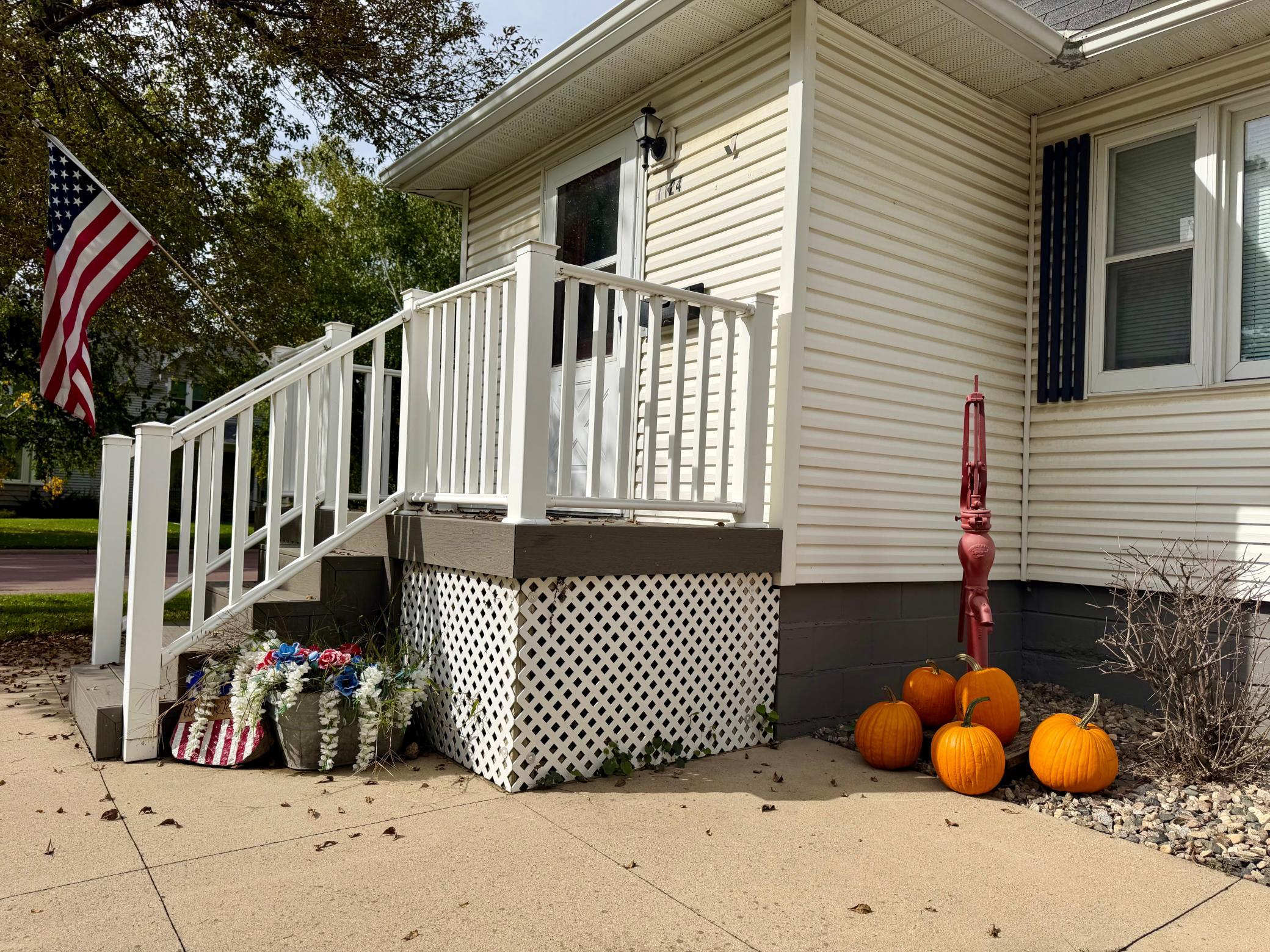 1124 6th Street Property Photo 8