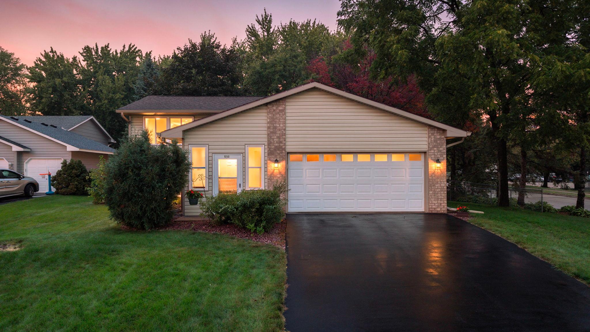 9200 124th Place N Property Photo 1