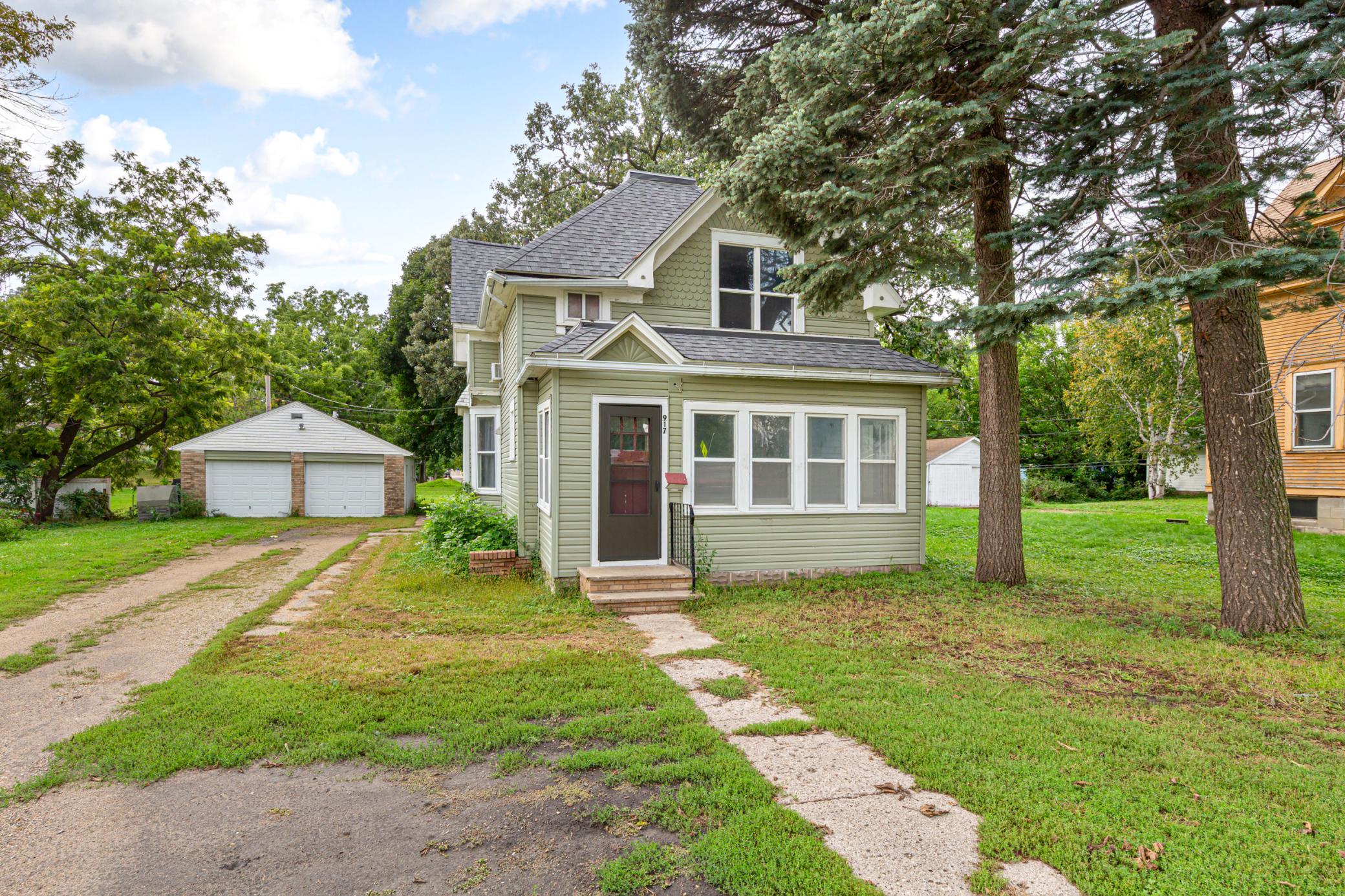 917 Bridge Avenue Property Photo 1
