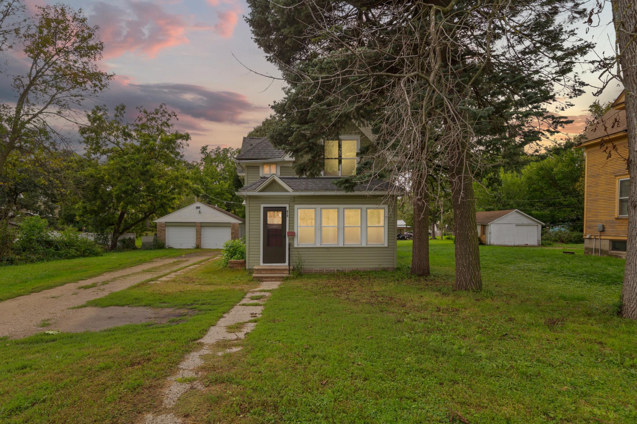 917 Bridge Avenue Property Photo 3