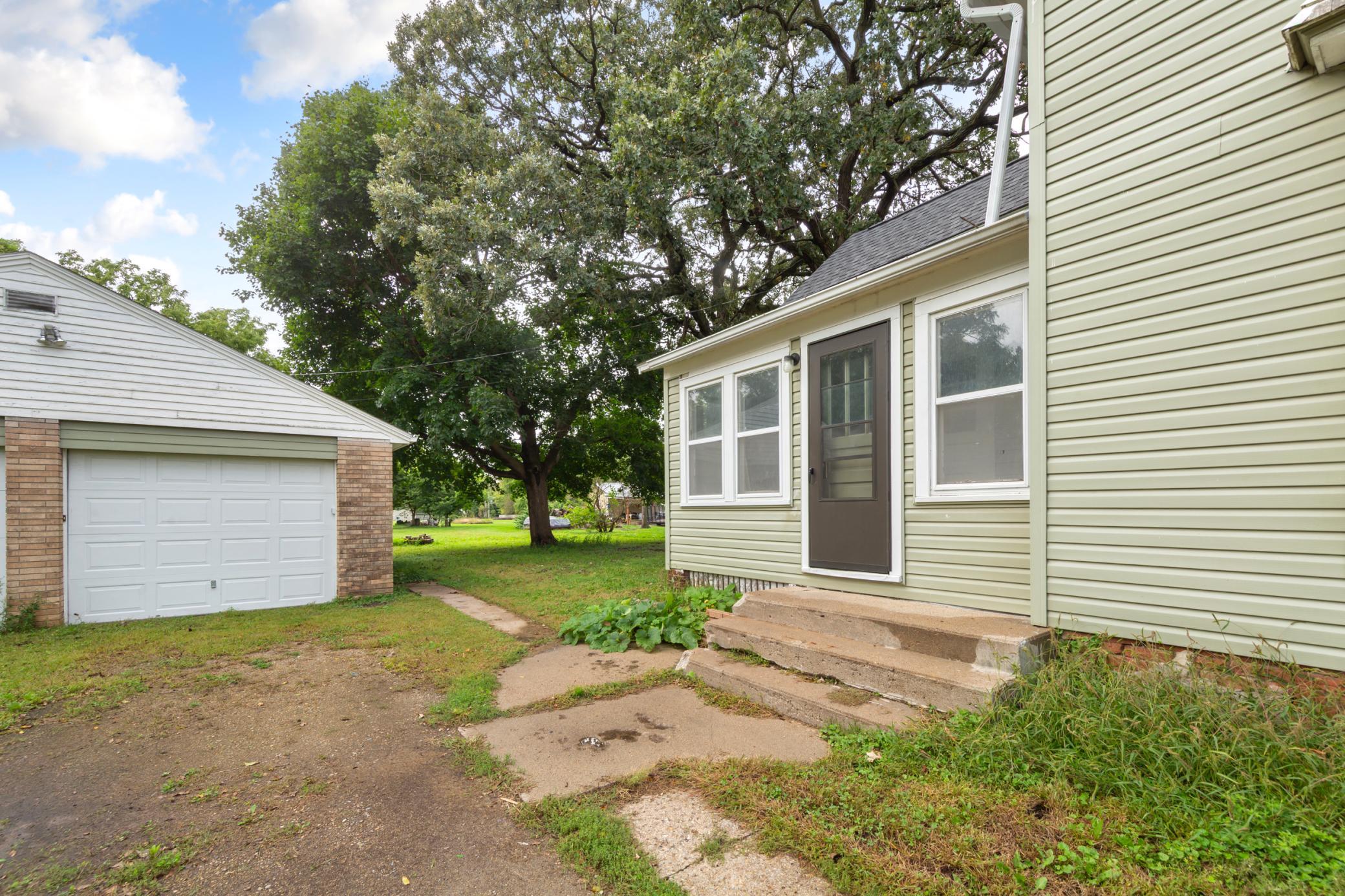 917 Bridge Avenue Property Photo 5