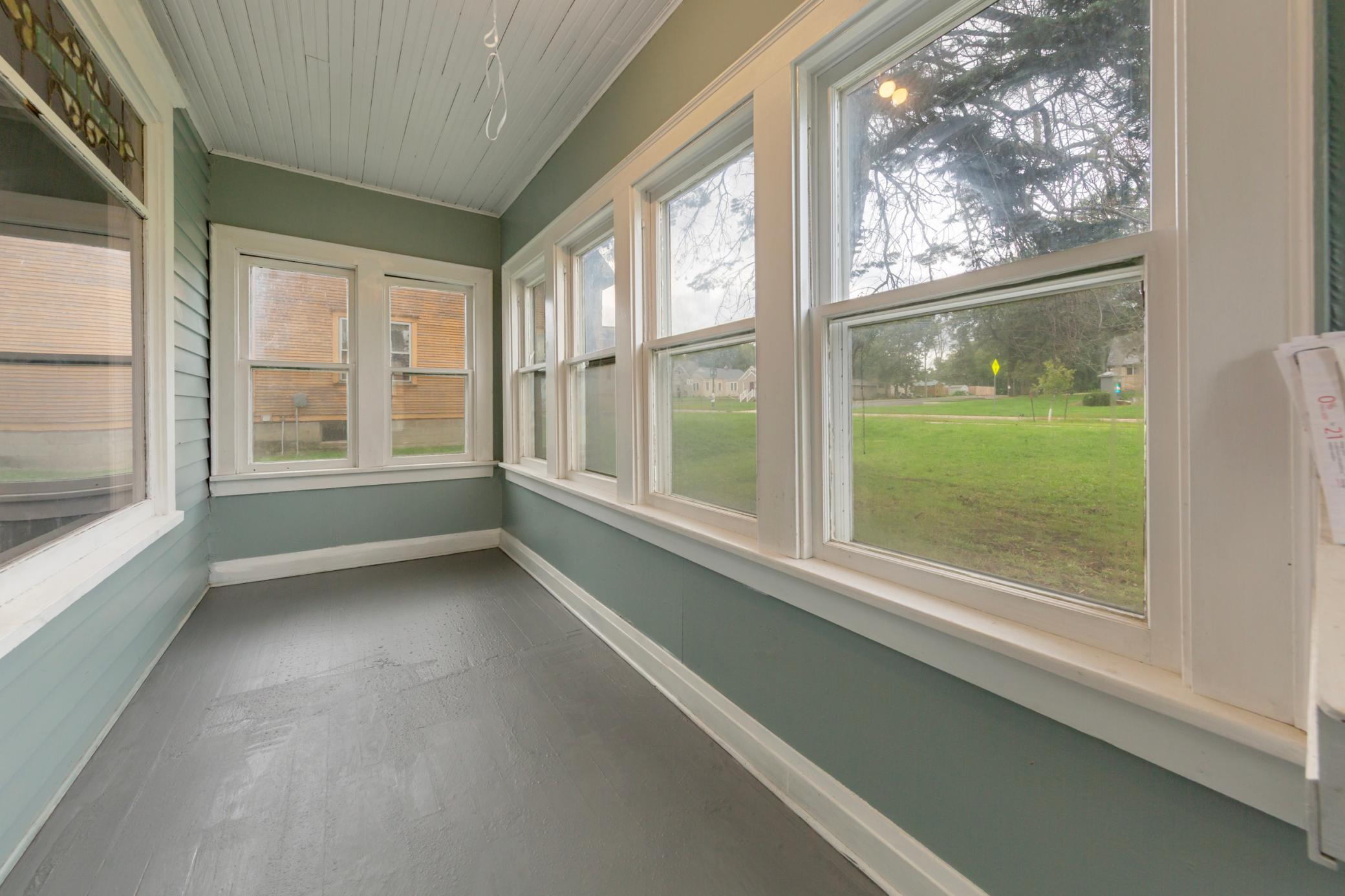 917 Bridge Avenue Property Photo 8
