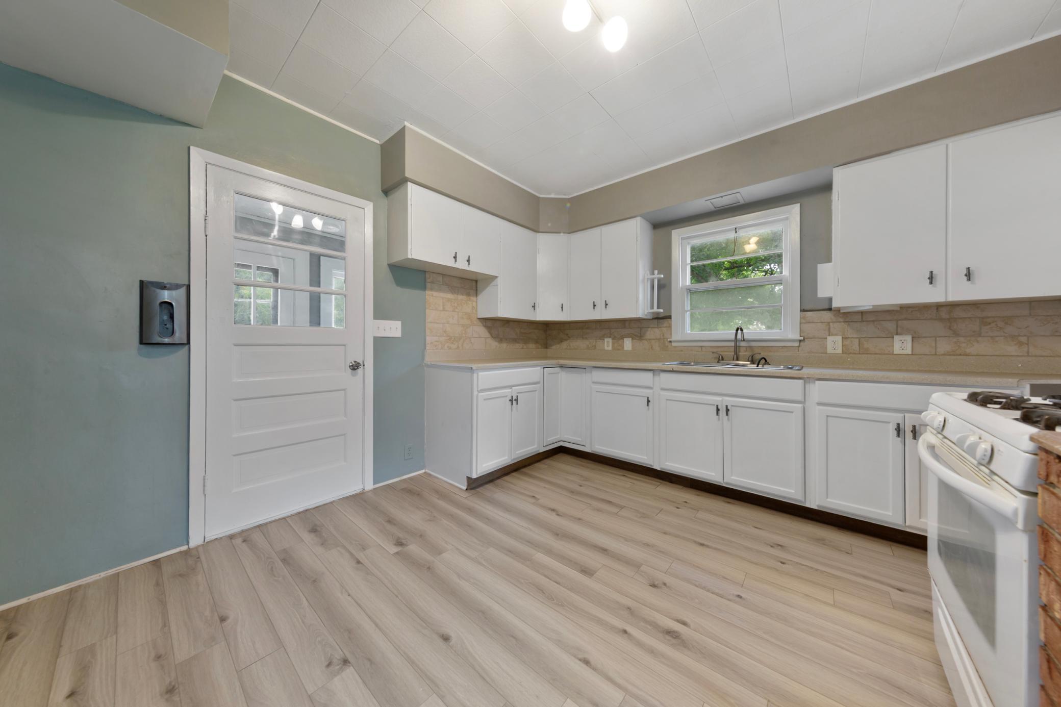 917 Bridge Avenue Property Photo 21