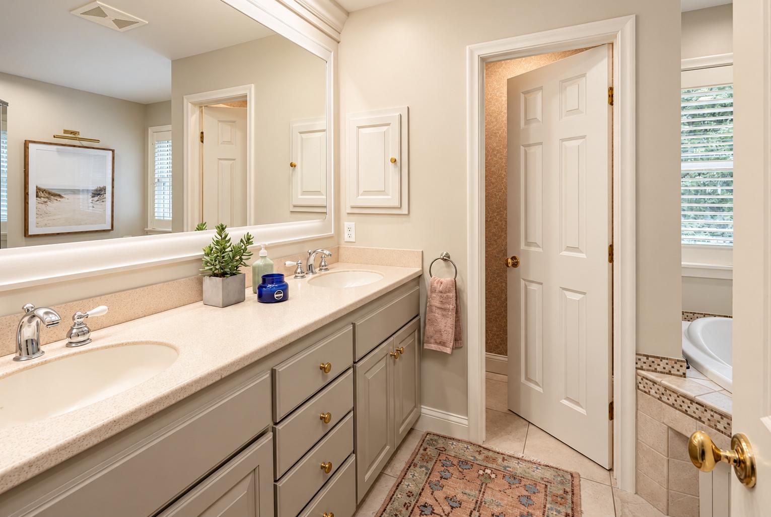 20265 Cottagewood Road Property Photo 13