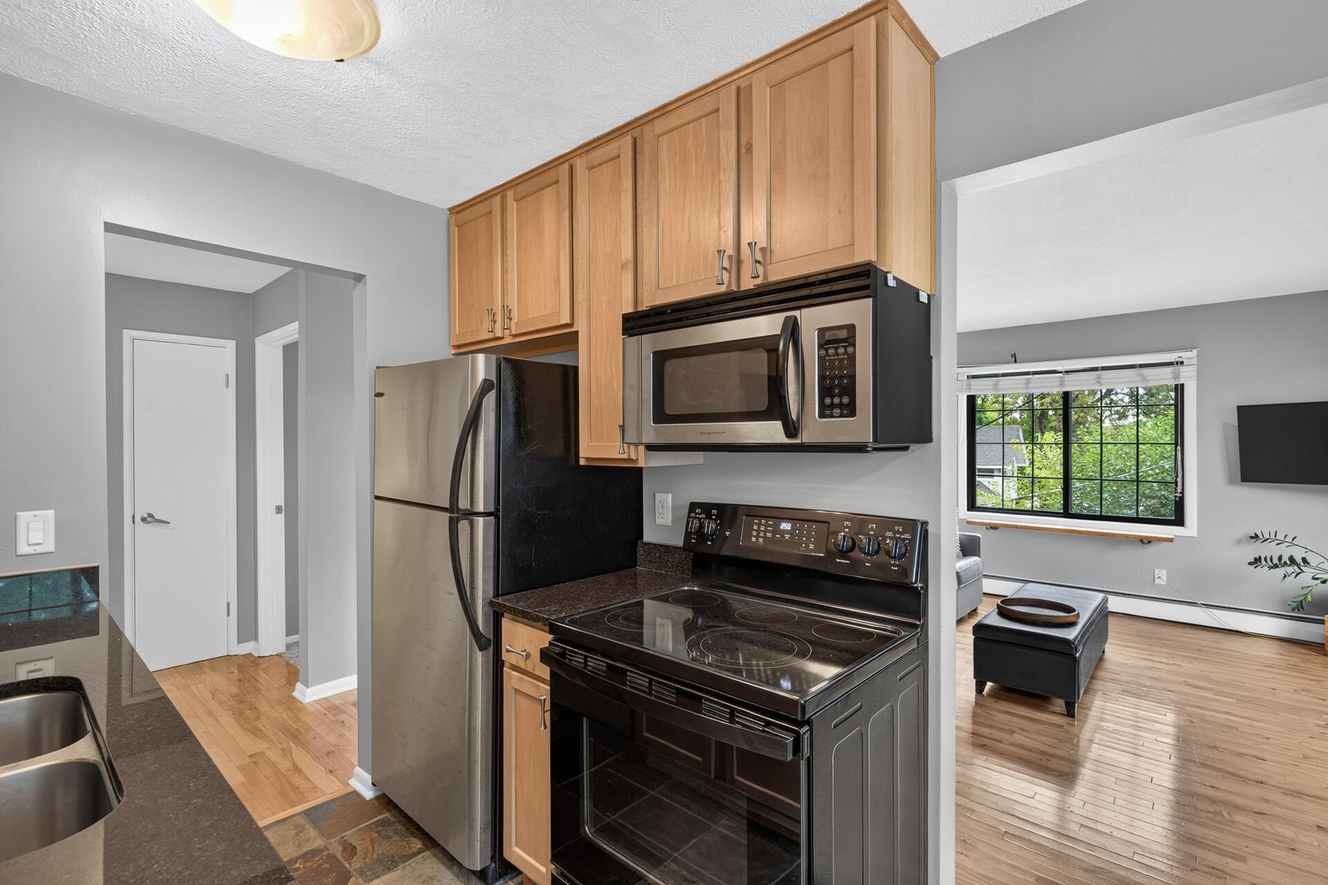 3844 Nicollet Avenue 305 Property Photo 7
