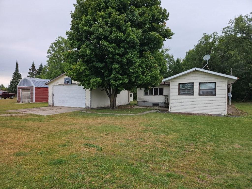 37108 Lomond Drive Property Photo 1