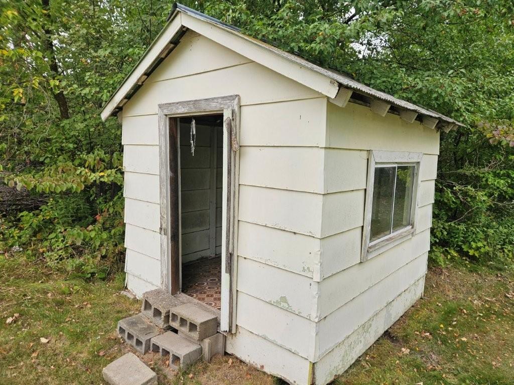 37108 Lomond Drive Property Photo 11