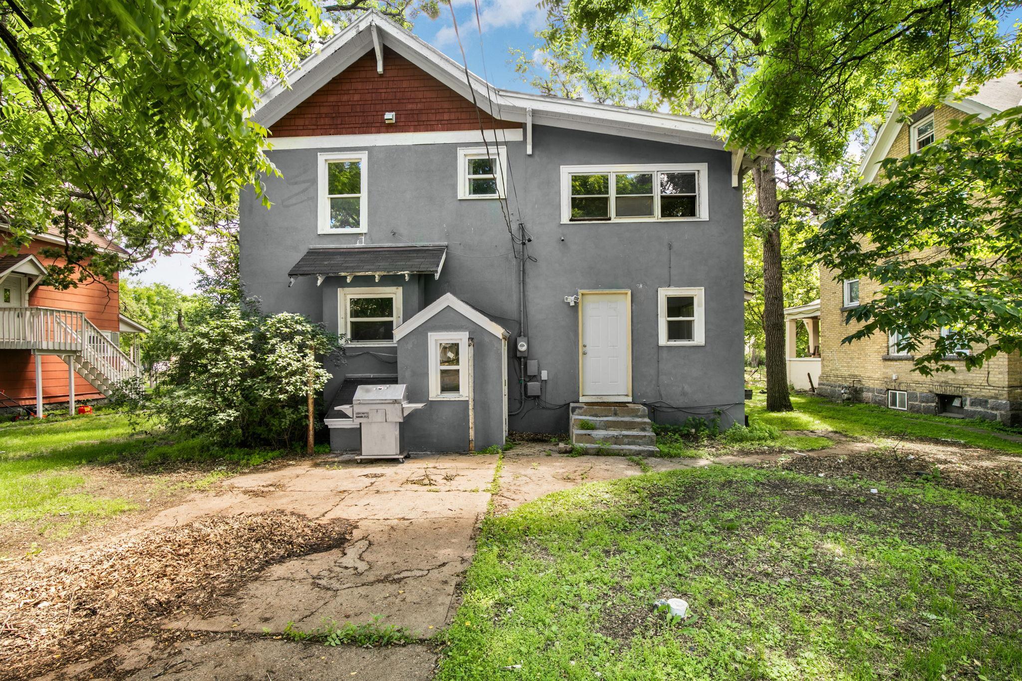 511 6th Avenue S Property Photo 1