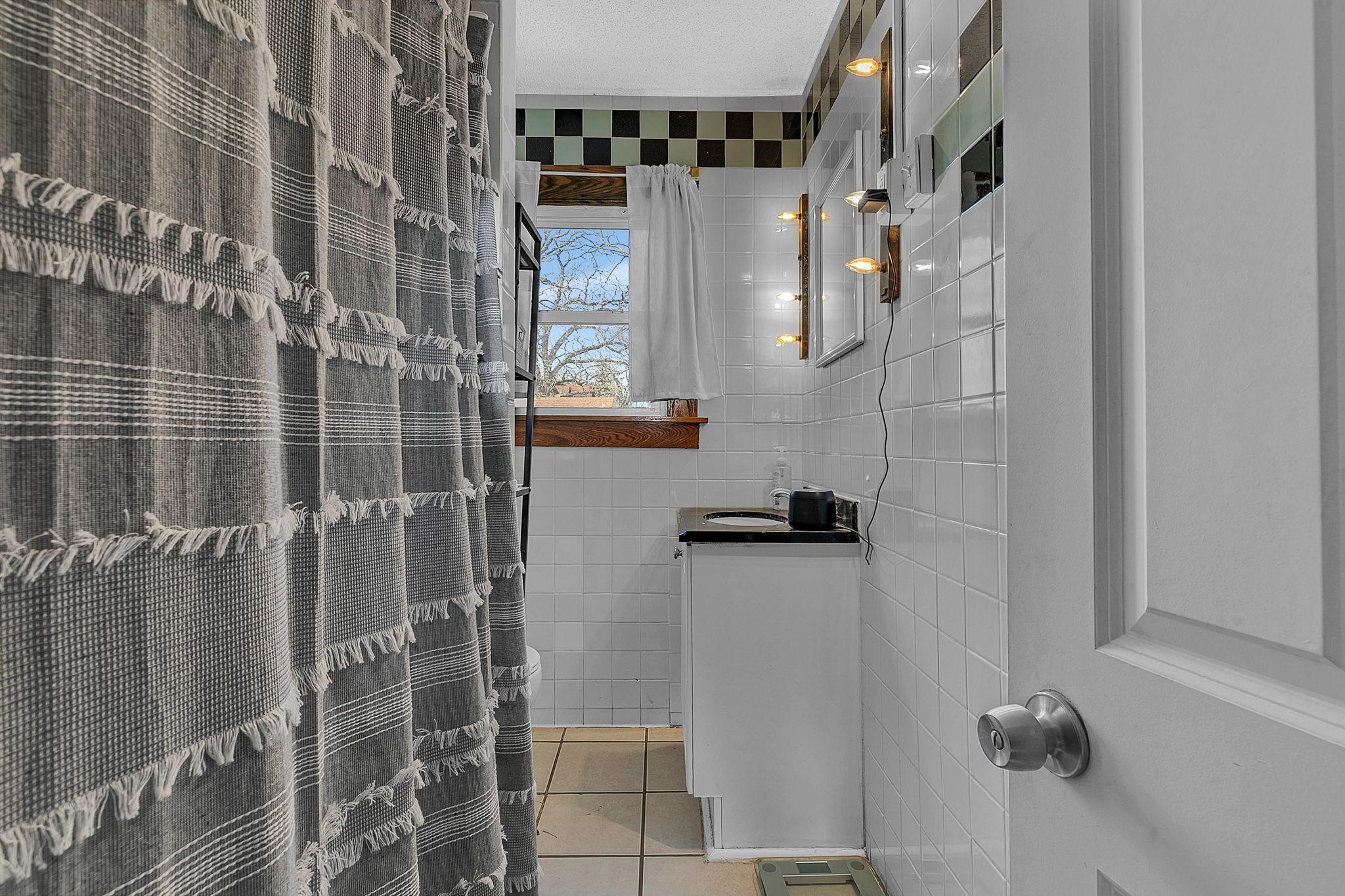 511 6th Avenue S Property Photo 8