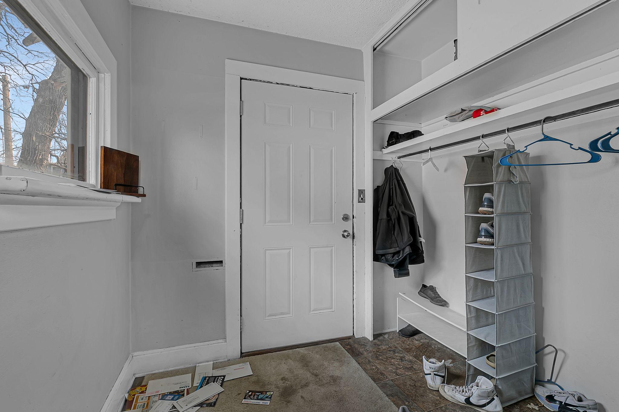 511 6th Avenue S Property Photo 12