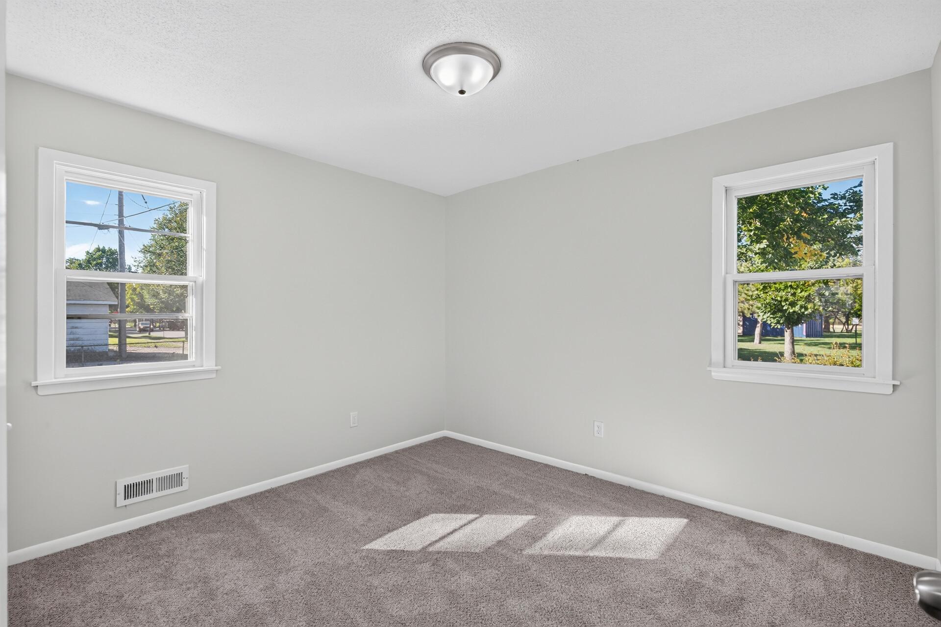 4959 Morgan Avenue N Property Photo 18