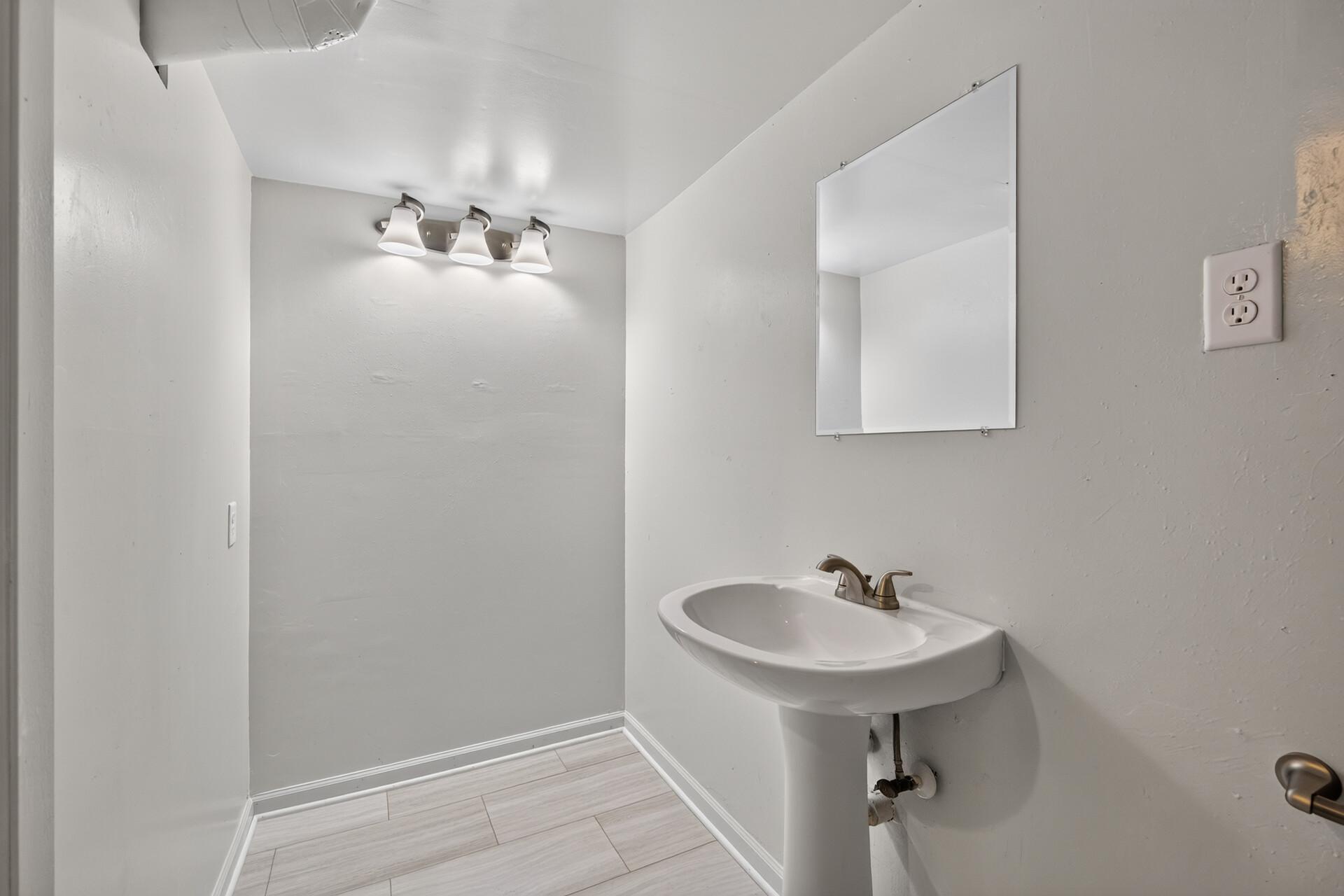 4959 Morgan Avenue N Property Photo 34