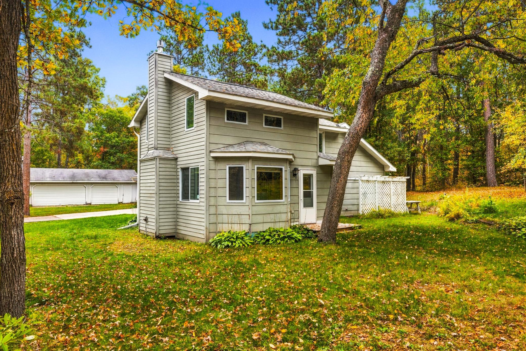 18688 Evening Drive Property Photo 2