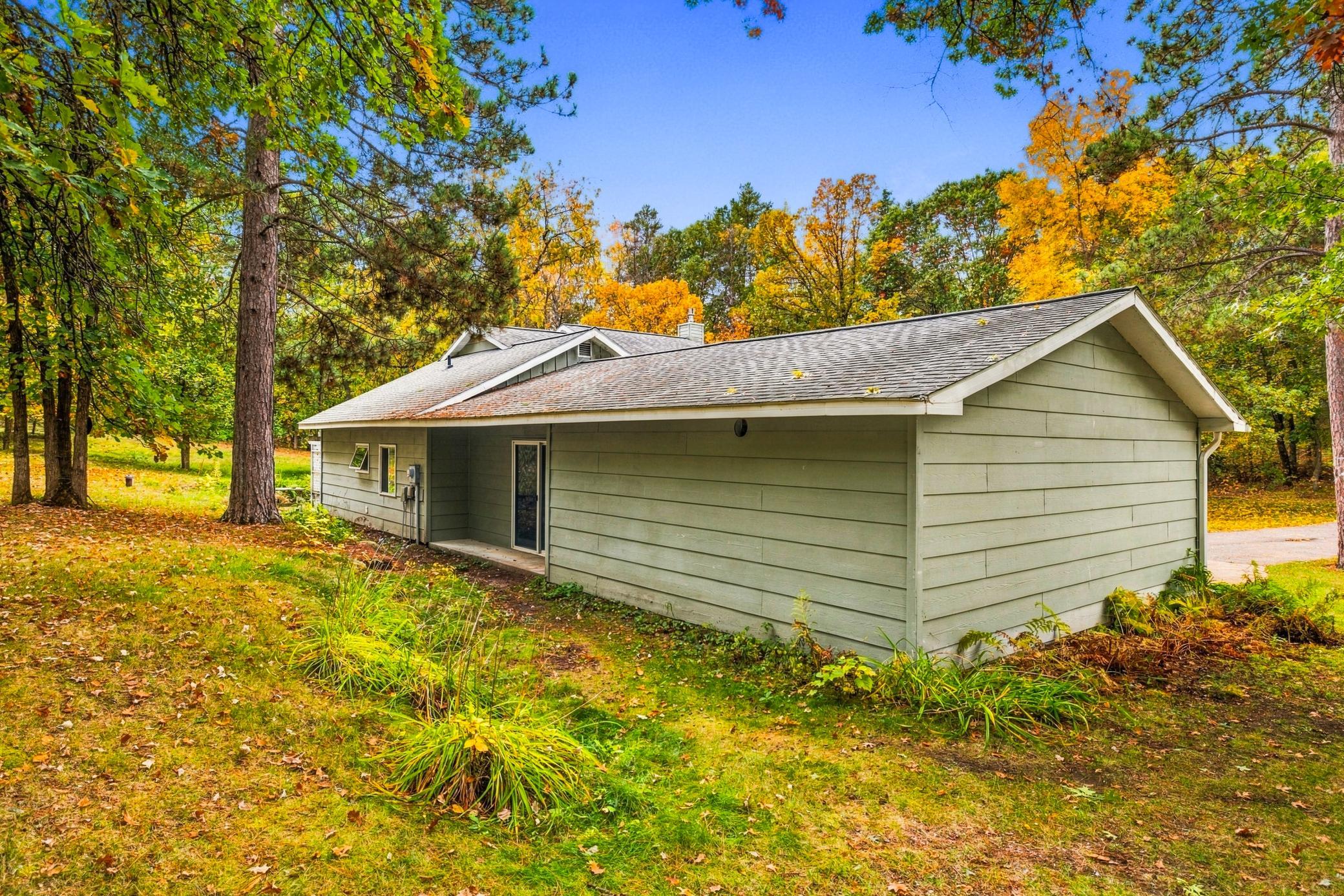 18688 Evening Drive Property Photo 3
