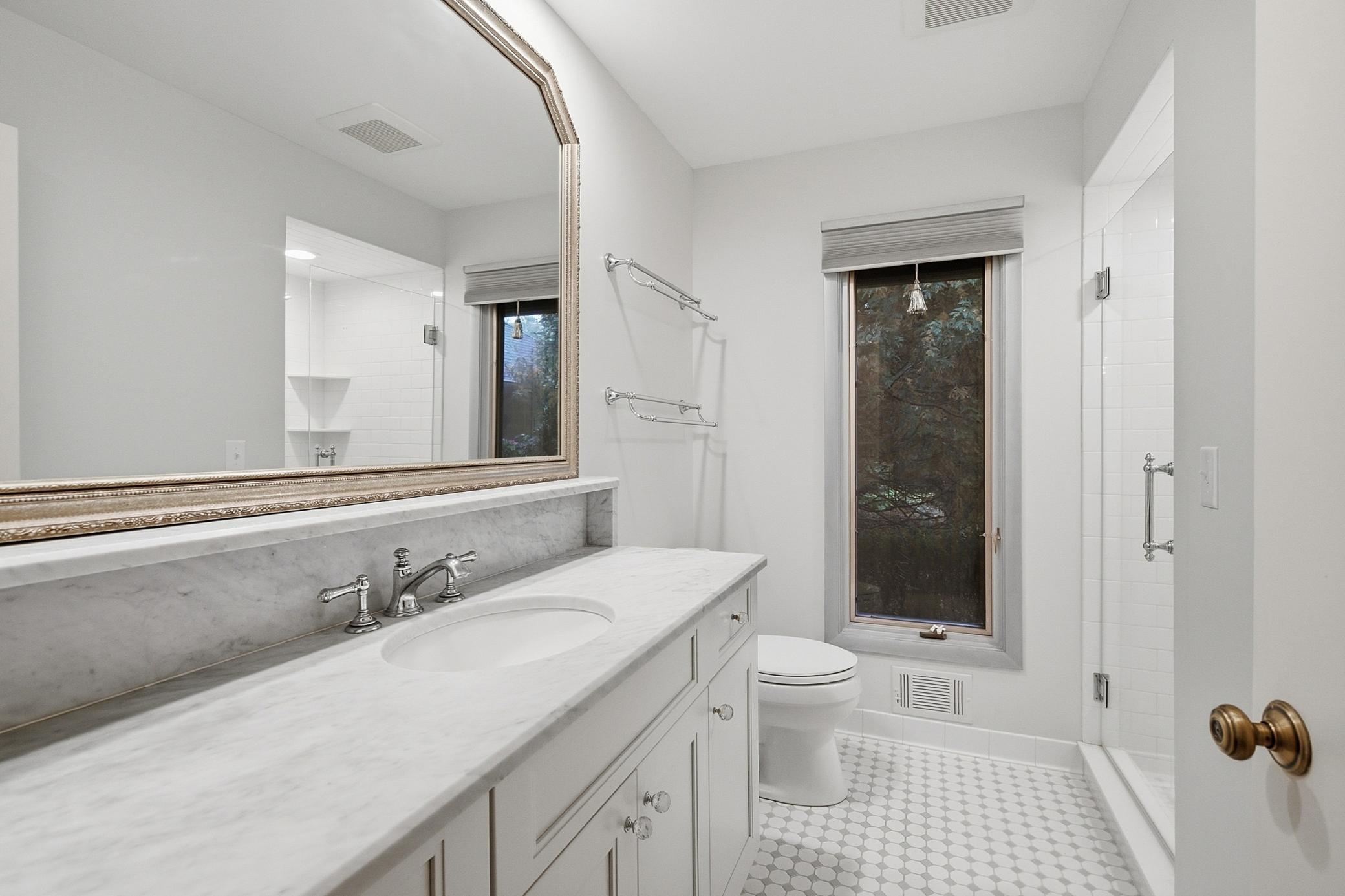 4890 Regents Walk Property Photo 43