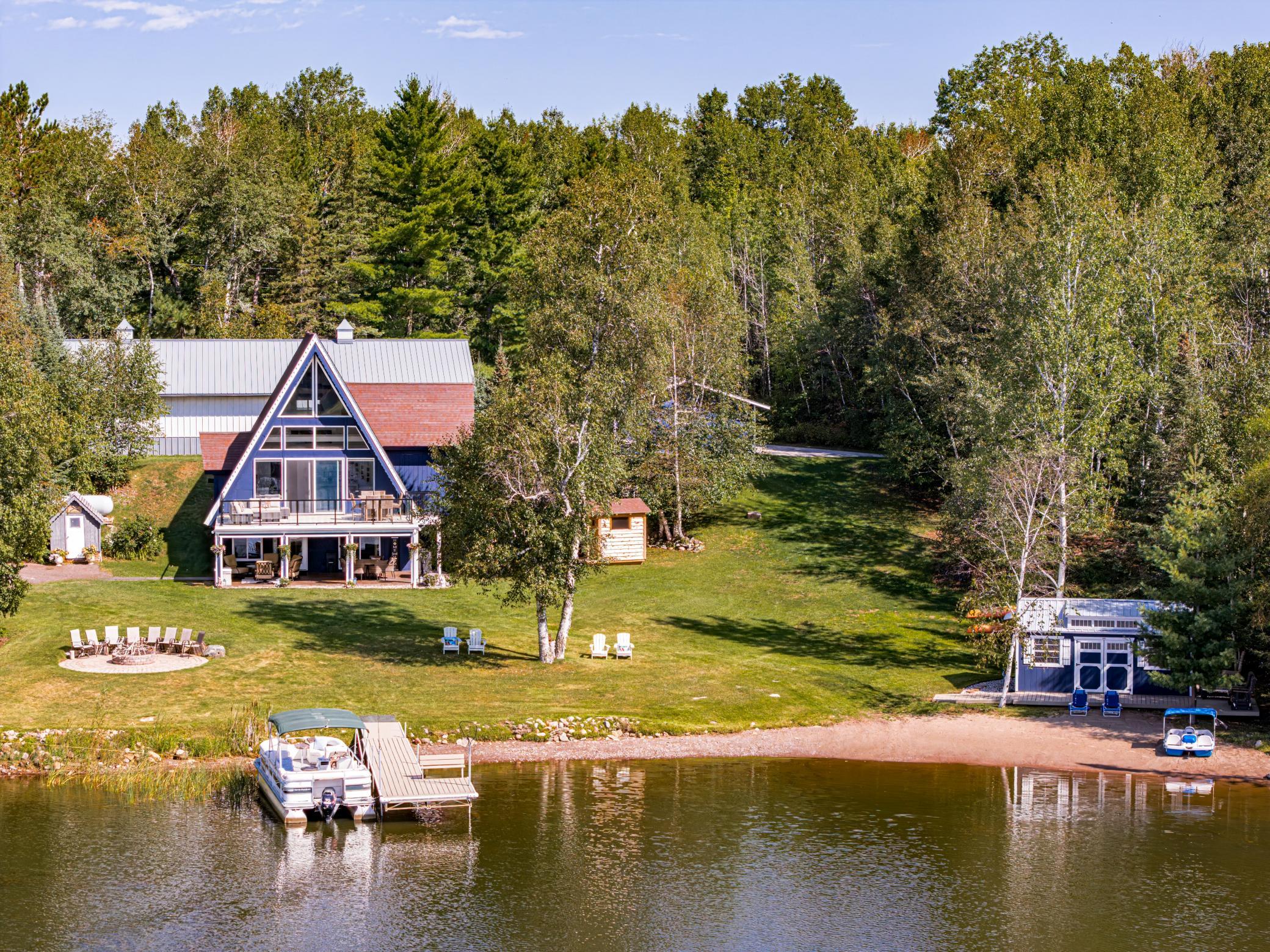5226 Pontoon Bay Road Property Photo 1