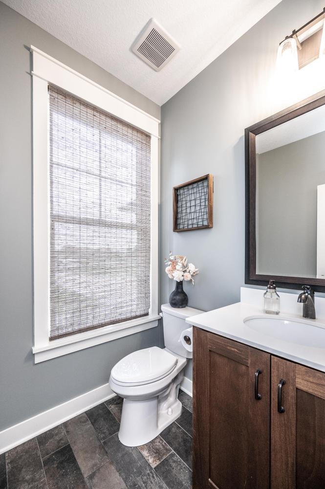 11197 113th Street E Property Photo 8