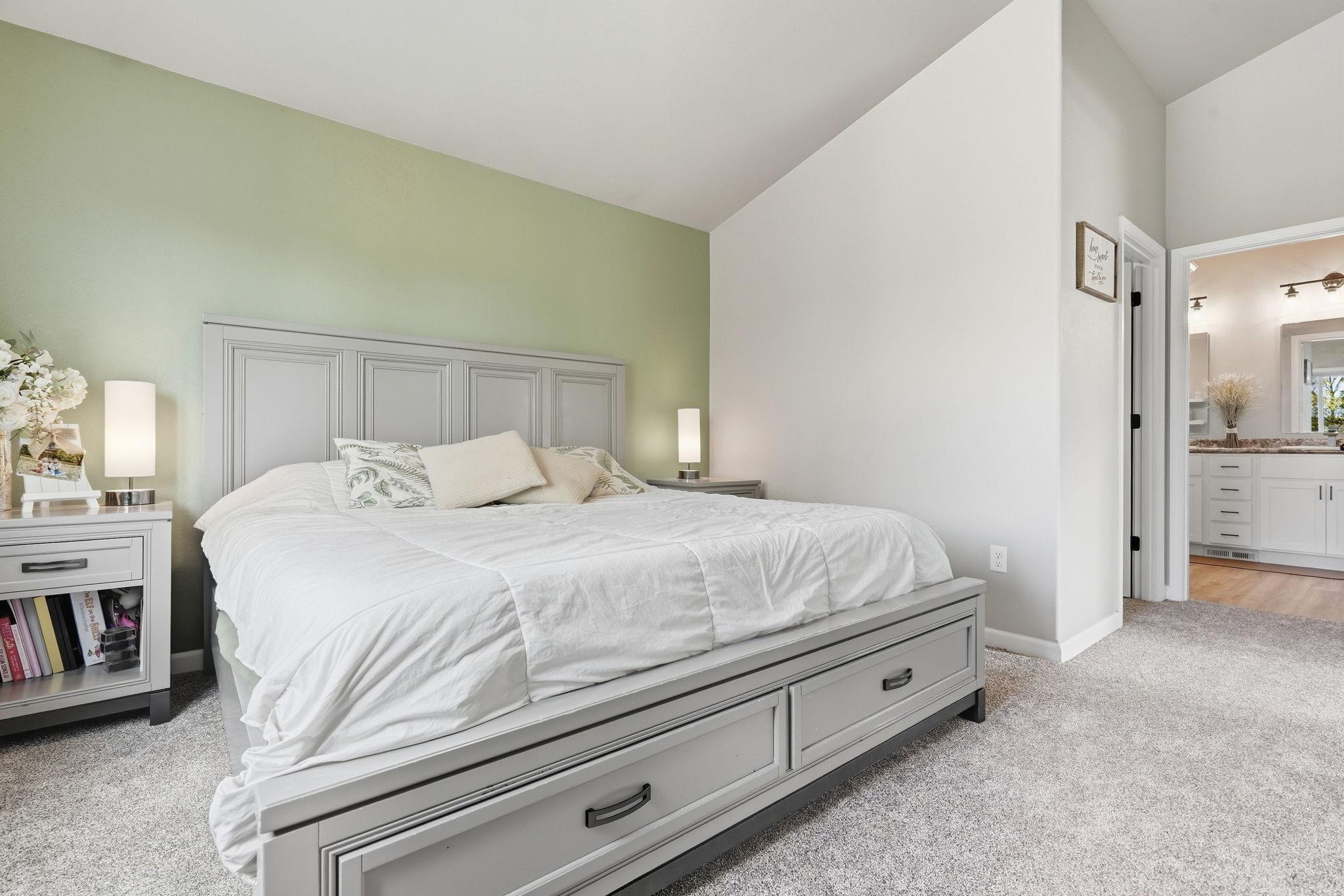 101 5th Street E Property Photo 15