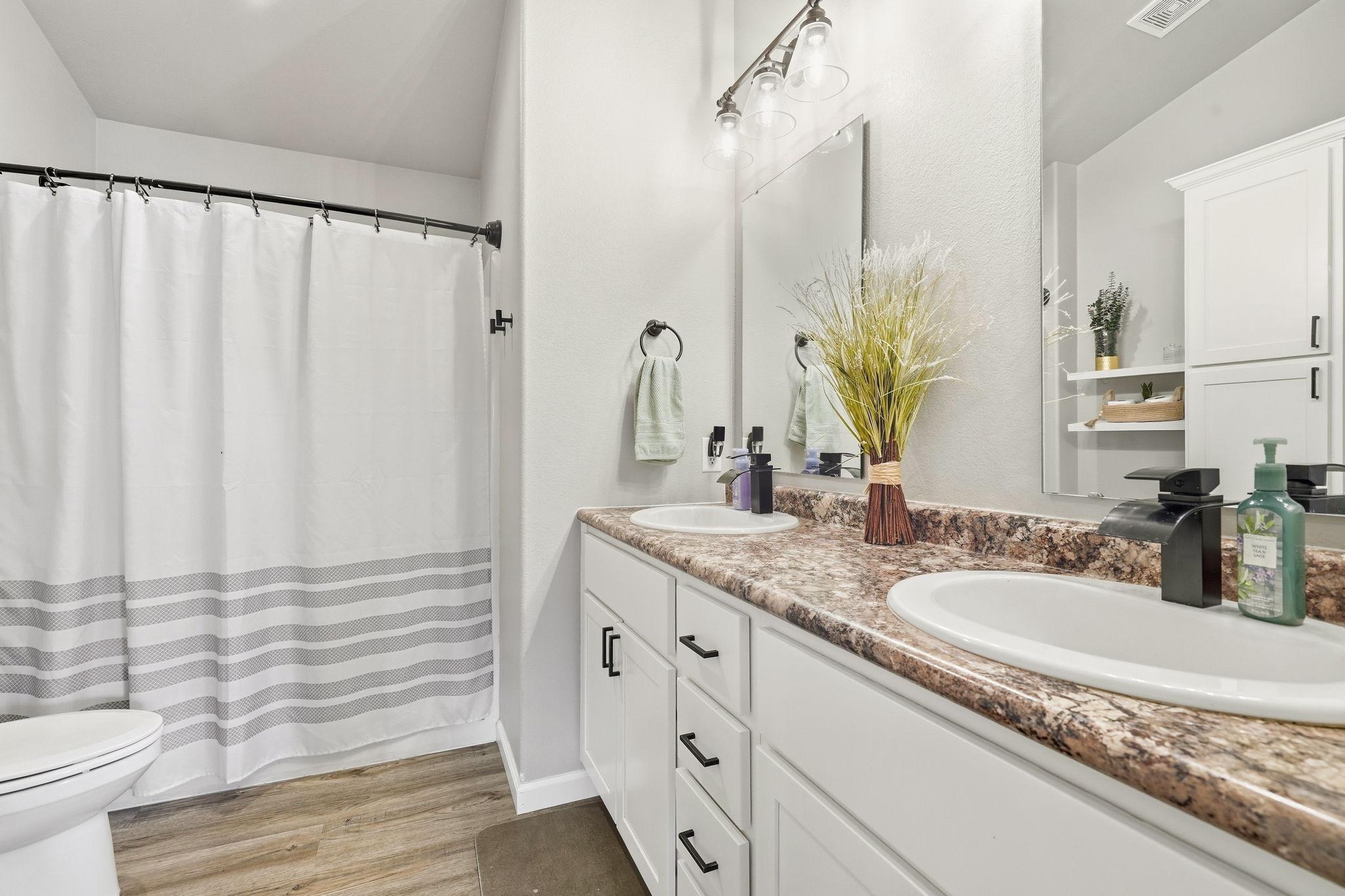 101 5th Street E Property Photo 17