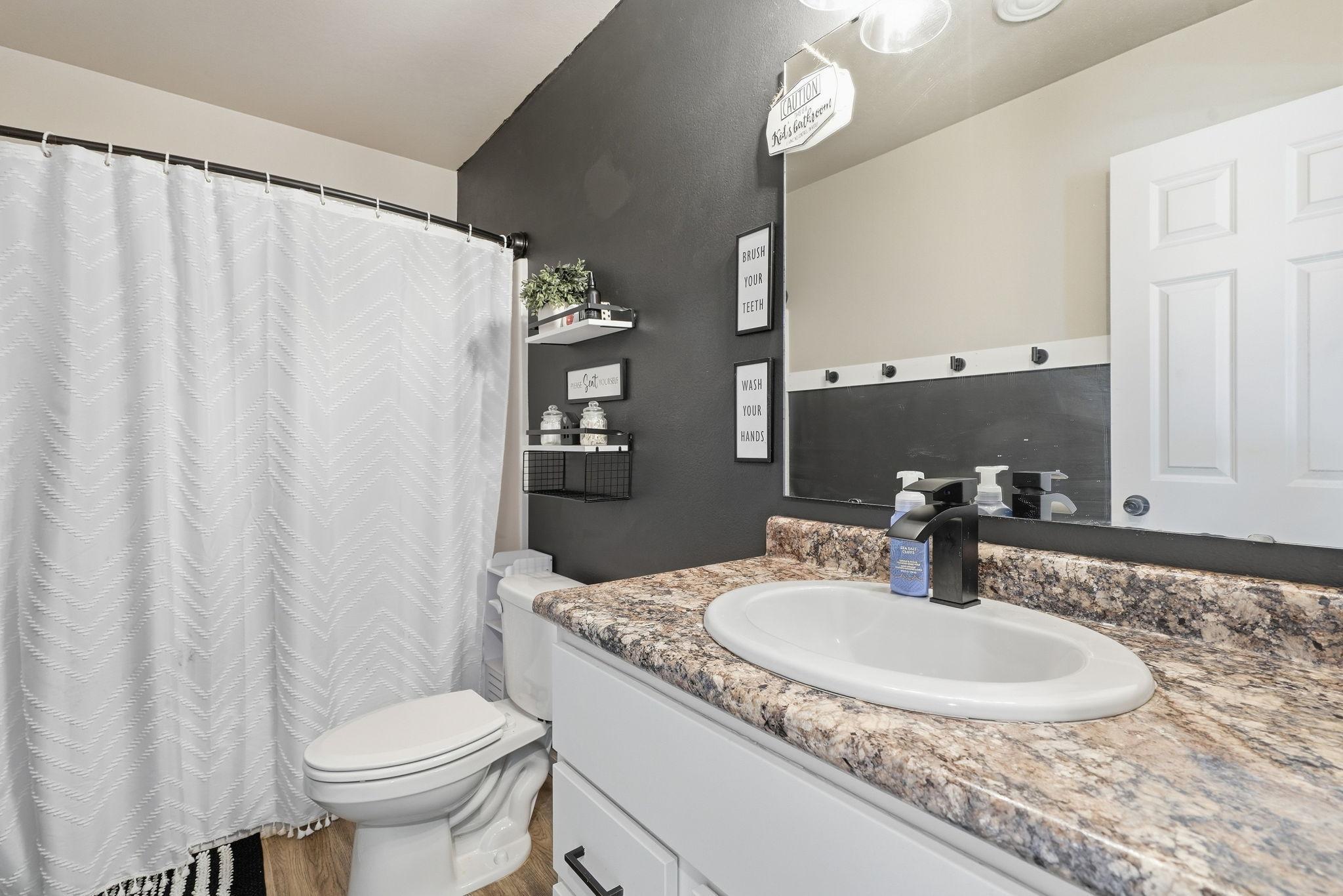 101 5th Street E Property Photo 21