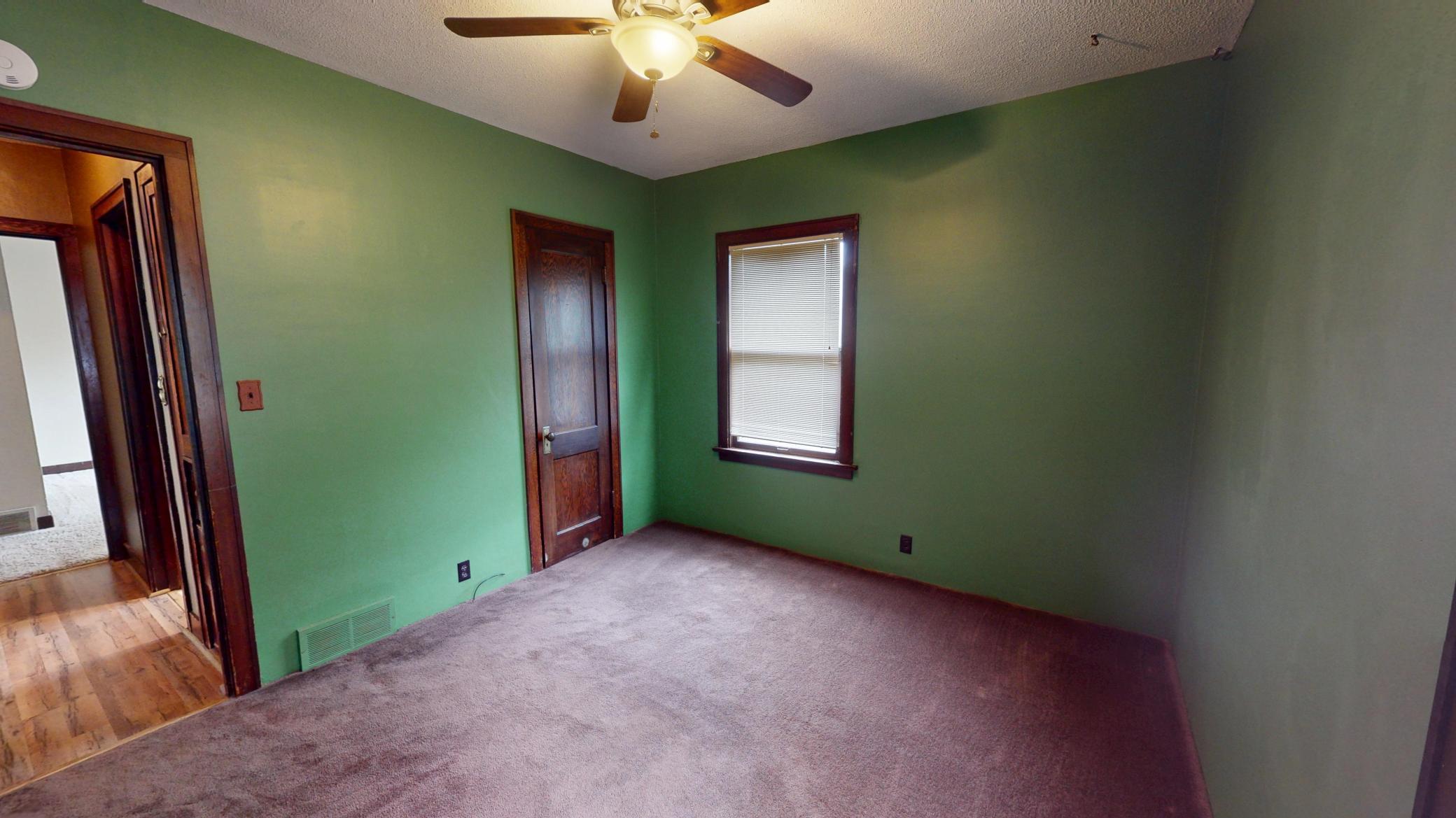 340 E 3rd Street Property Photo 18