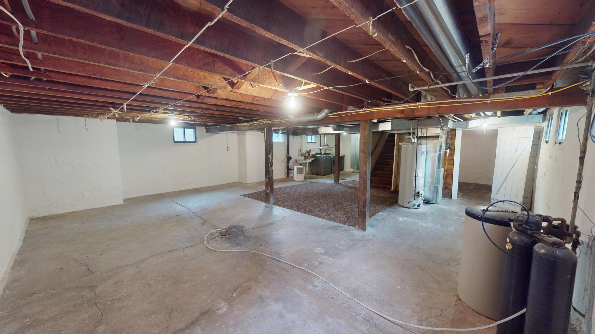 340 E 3rd Street Property Photo 34