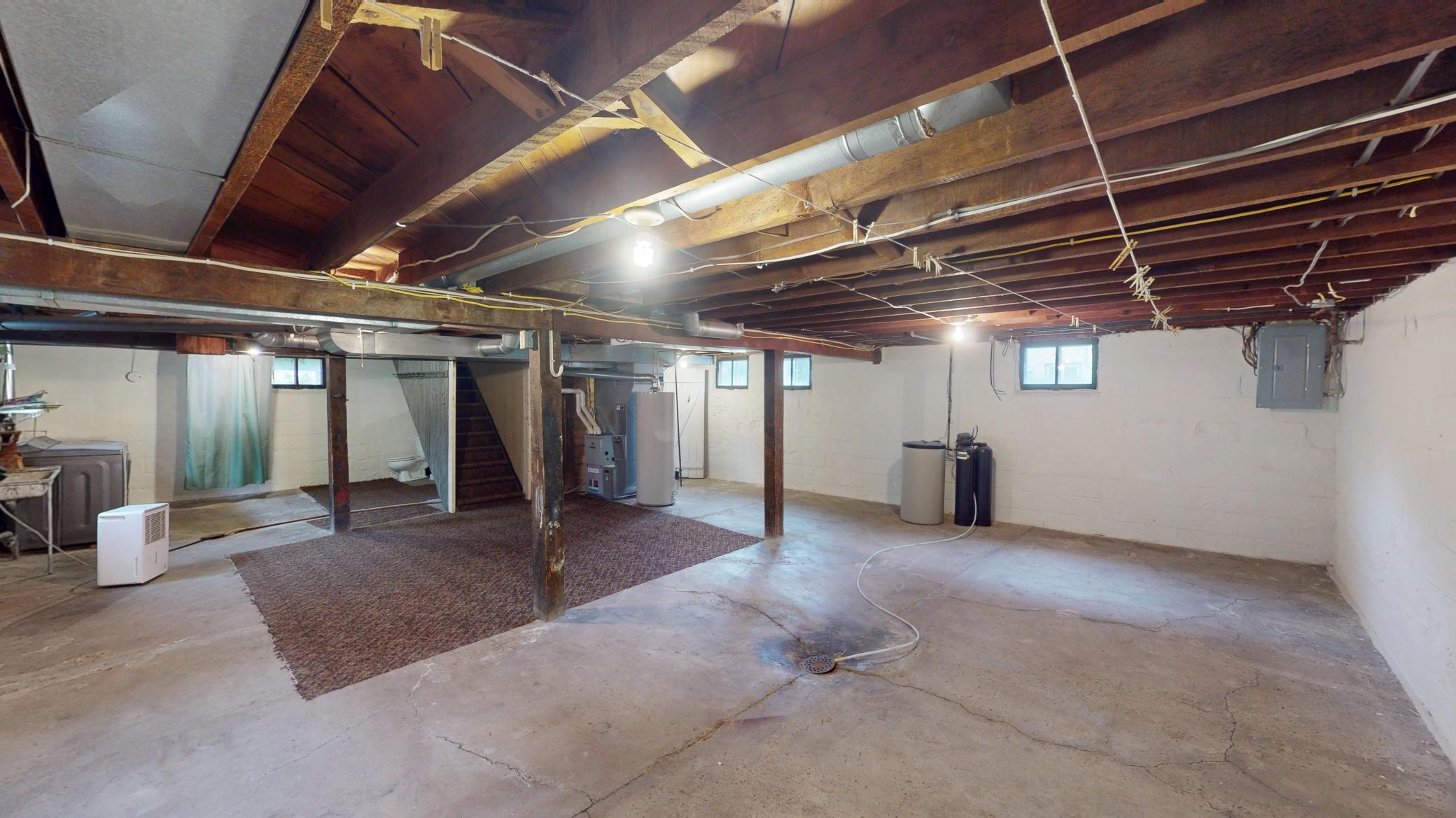 340 E 3rd Street Property Photo 36