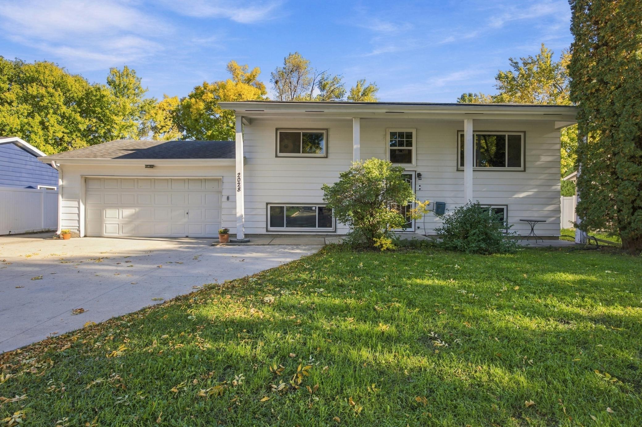 2028 16th Street S Property Photo 1