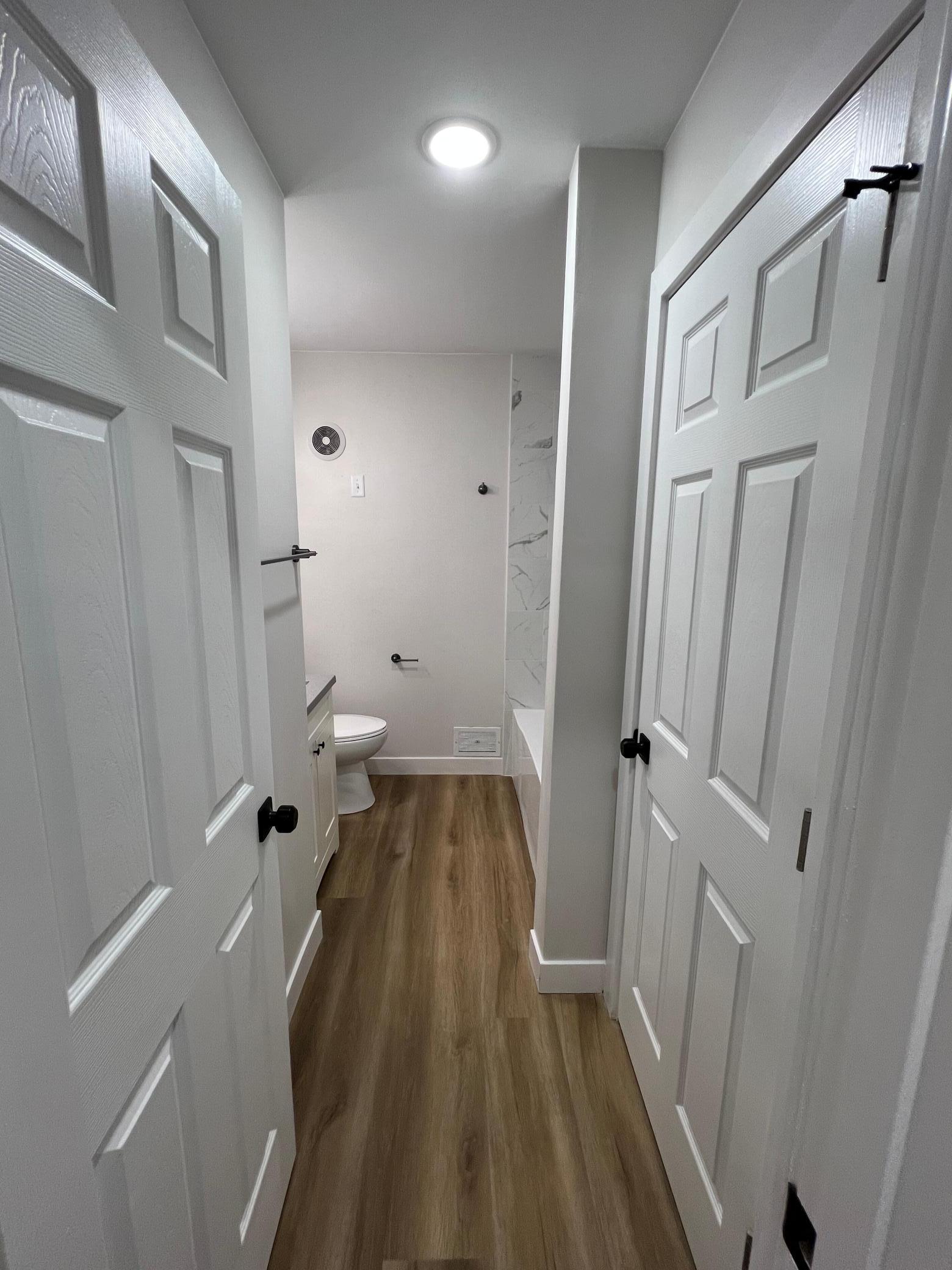 1405 W Clark Street Property Photo 23