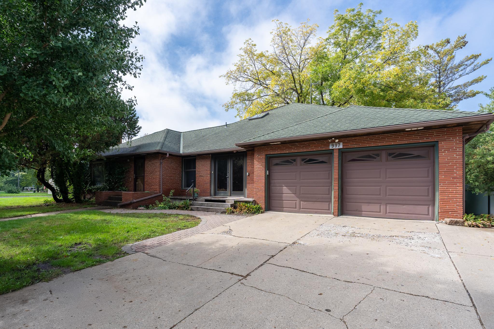 997 Roberts Road Sw Property Photo 1