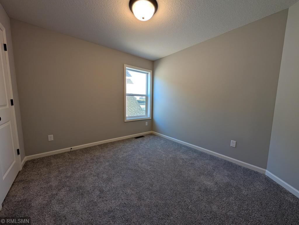 10563 Goodview Avenue S Property Photo 10