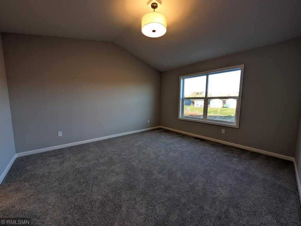 10563 Goodview Avenue S Property Photo 14