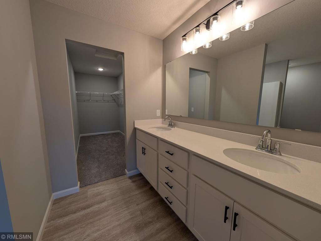 10563 Goodview Avenue S Property Photo 15