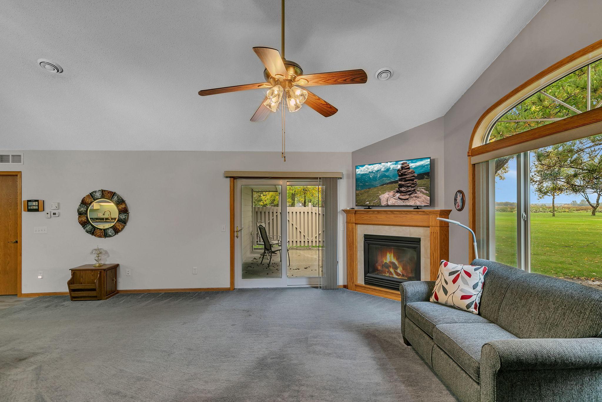 226 Golf Court Property Photo 9
