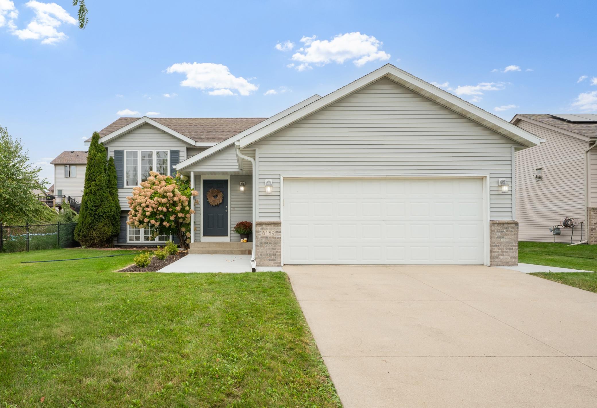 6159 Hillsboro Drive NW Property Photo 1