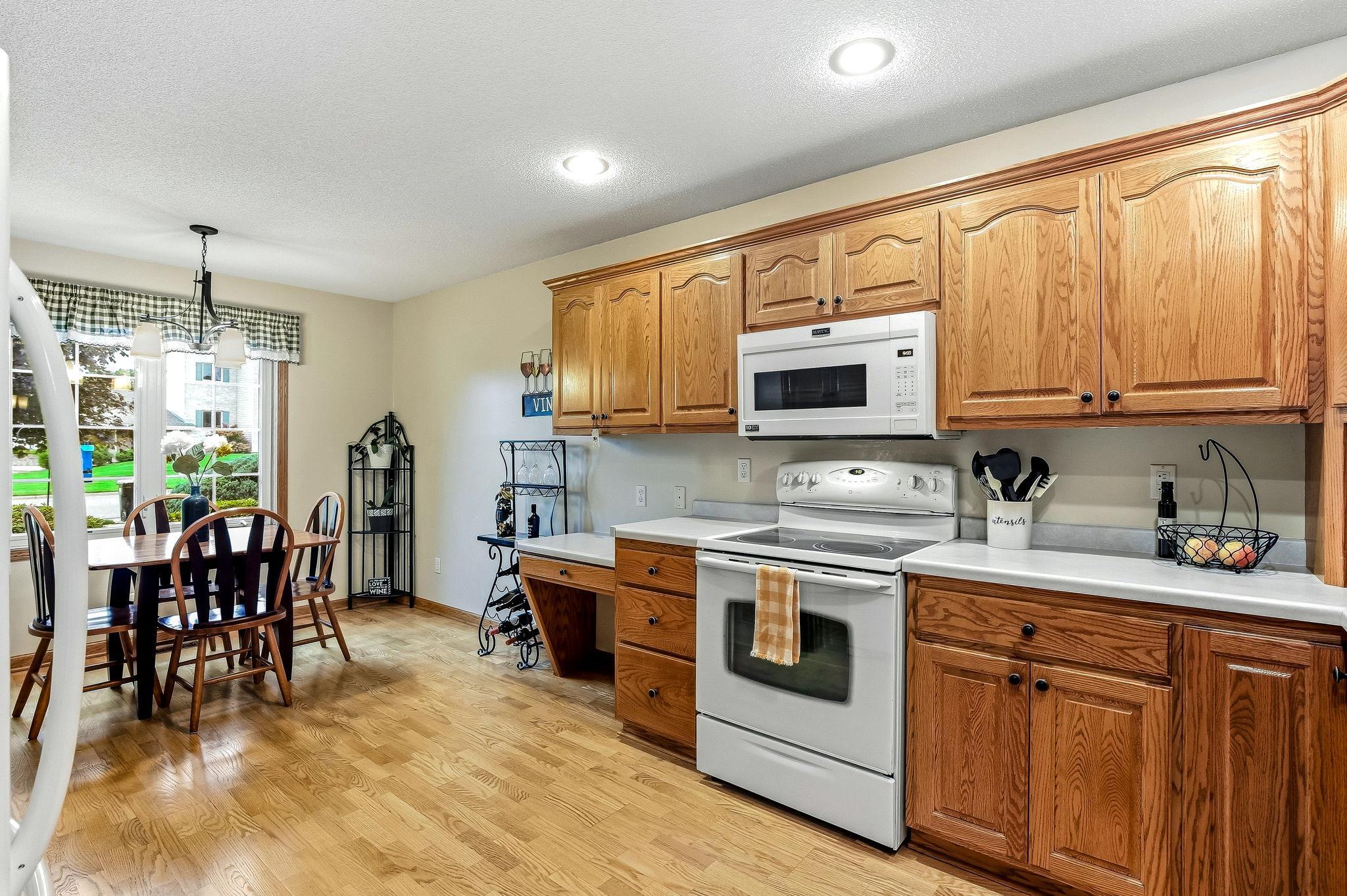 13678 Bradley Boulevard Property Photo 8