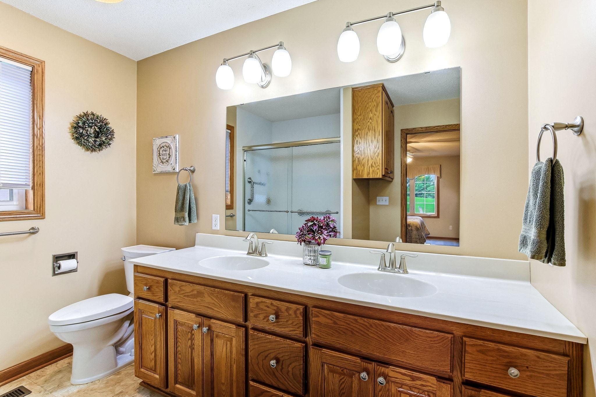 13678 Bradley Boulevard Property Photo 23