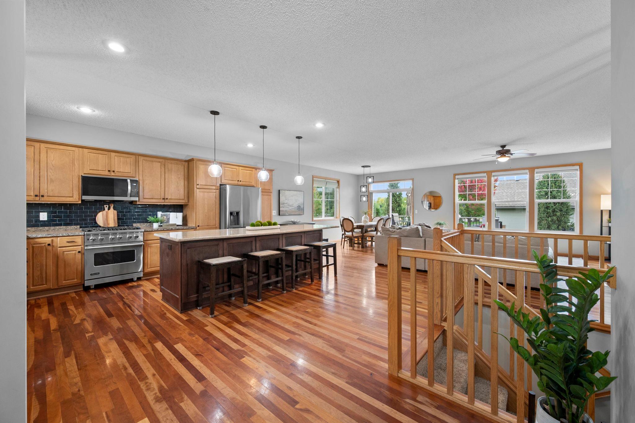 989 Danube Avenue Property Photo 1