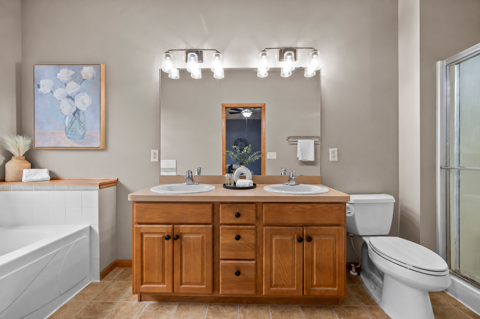 989 Danube Avenue Property Photo 10