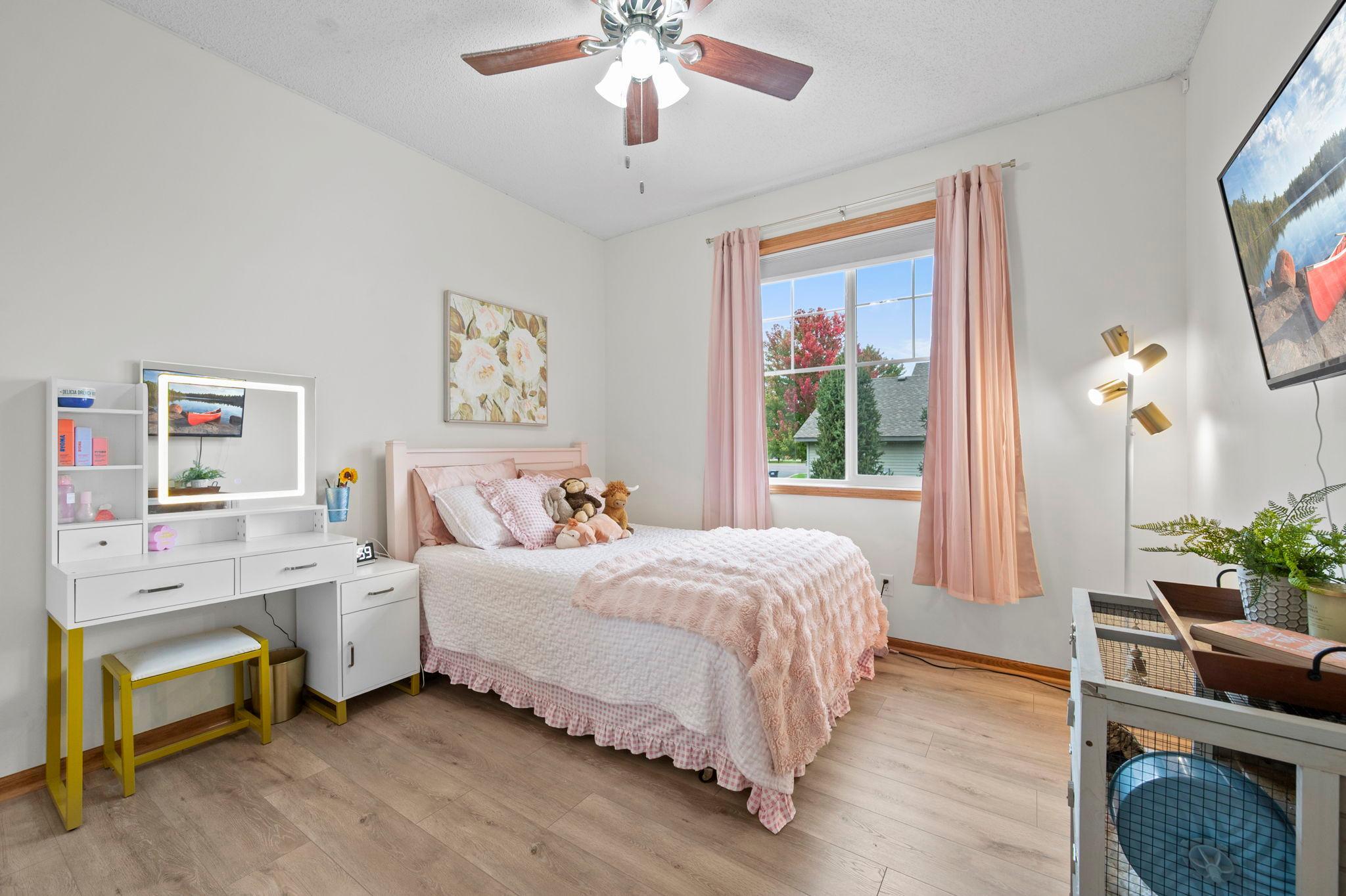 989 Danube Avenue Property Photo 11