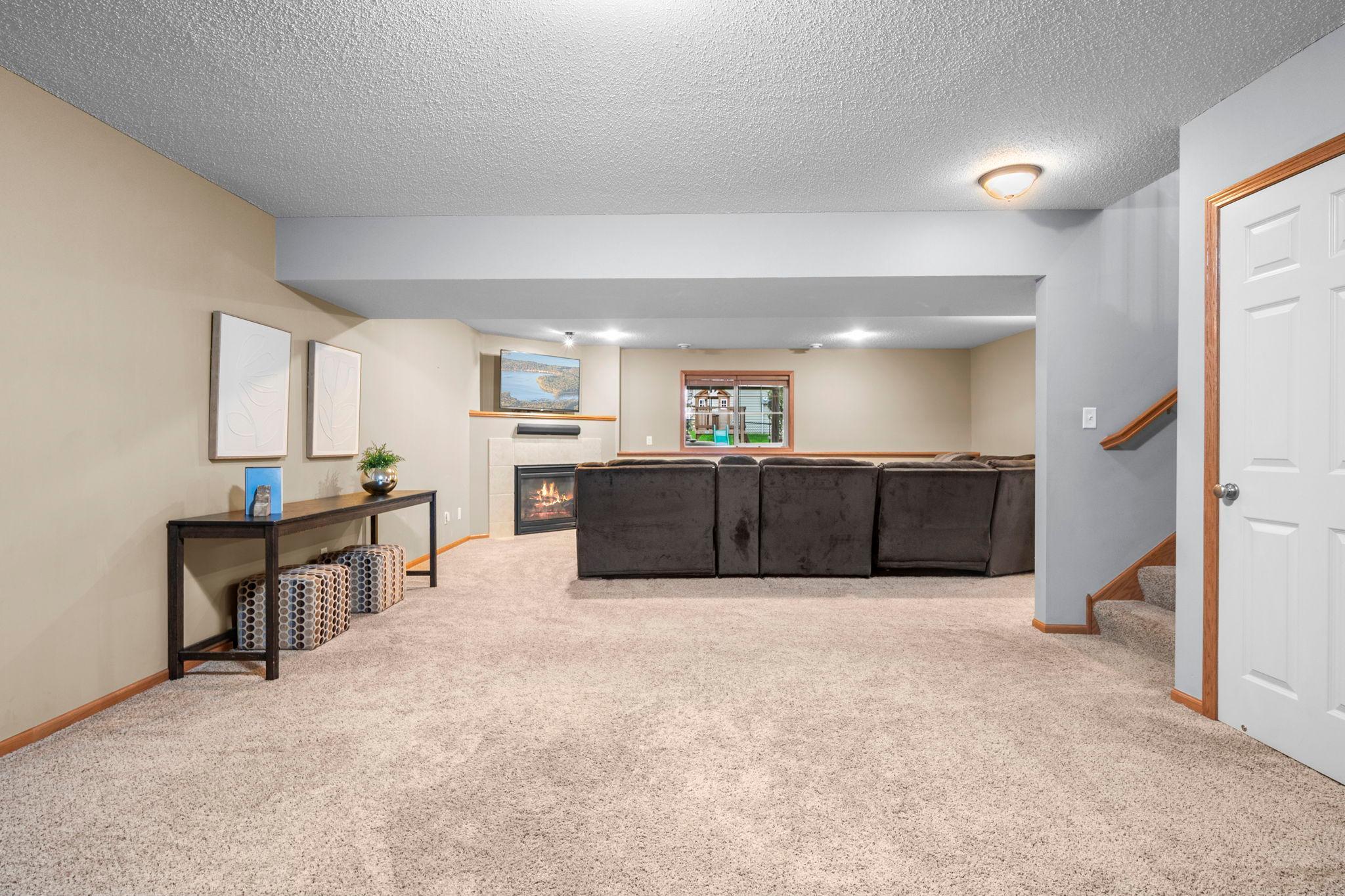 989 Danube Avenue Property Photo 15