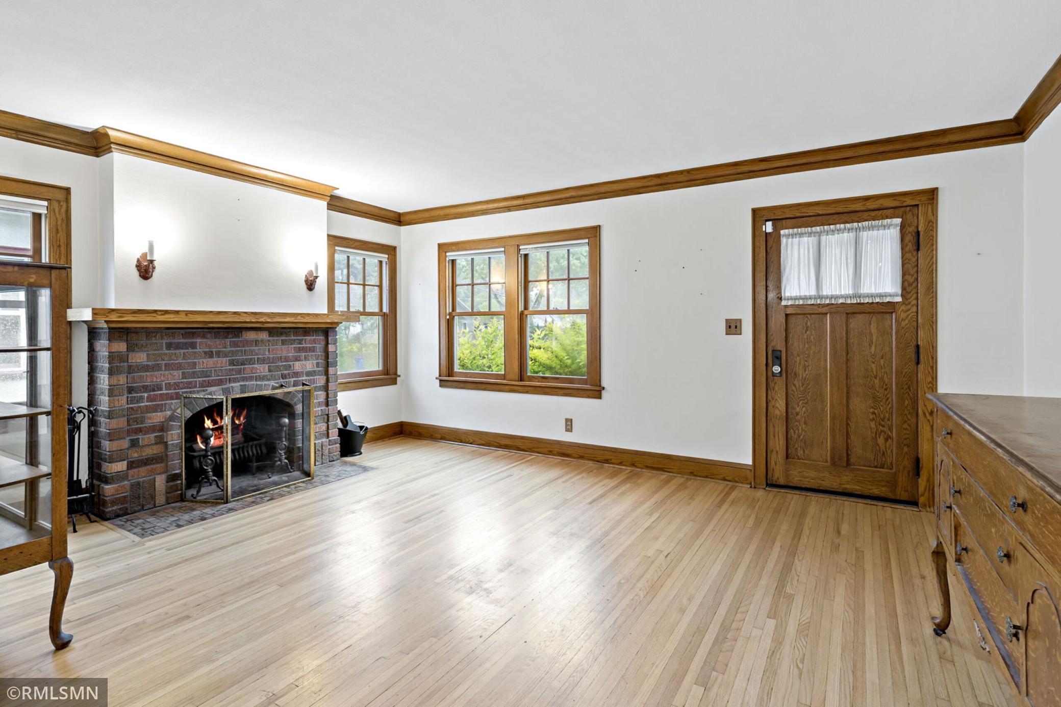 844 Winslow Avenue Property Photo 6