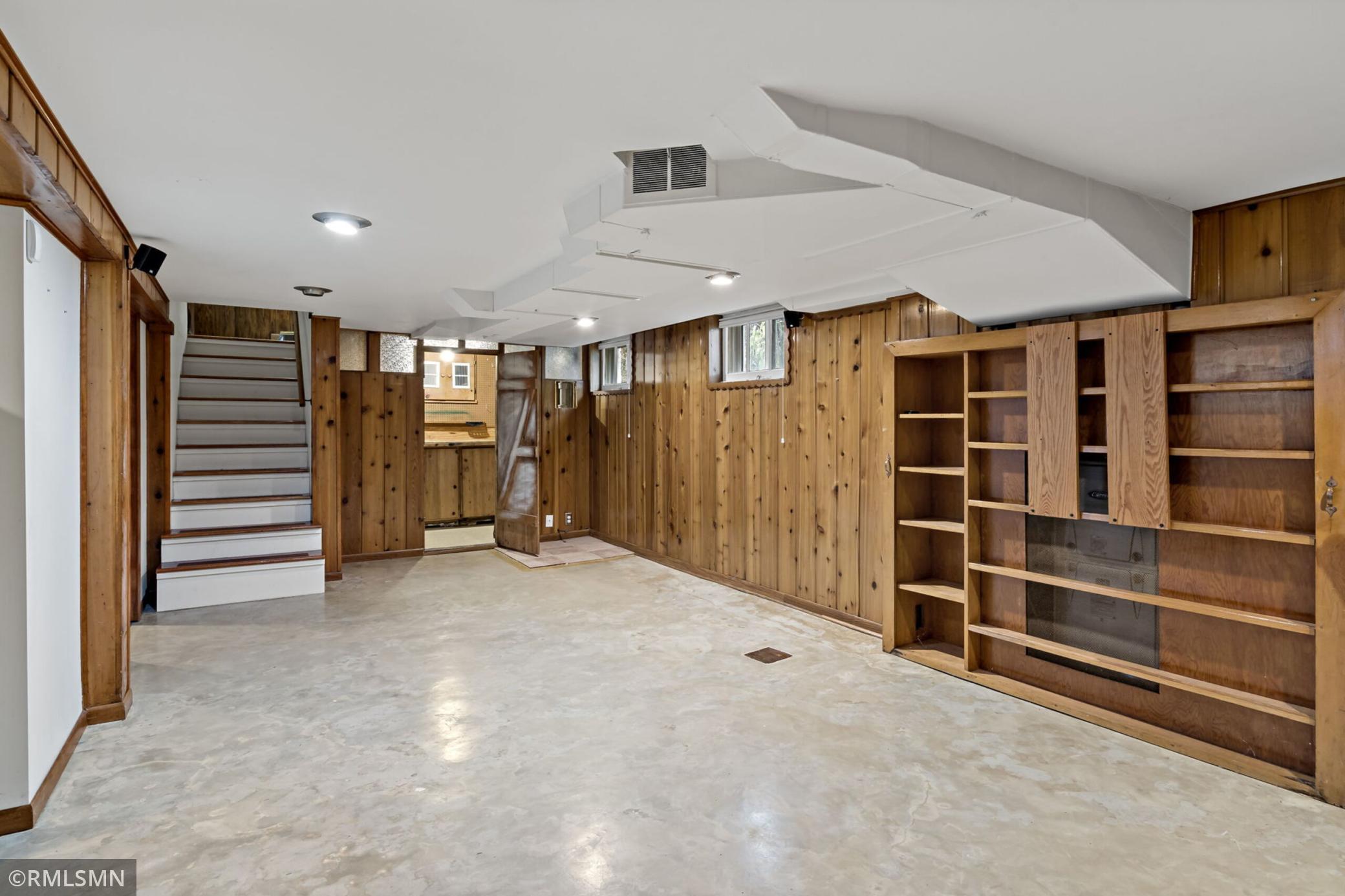 844 Winslow Avenue Property Photo 24