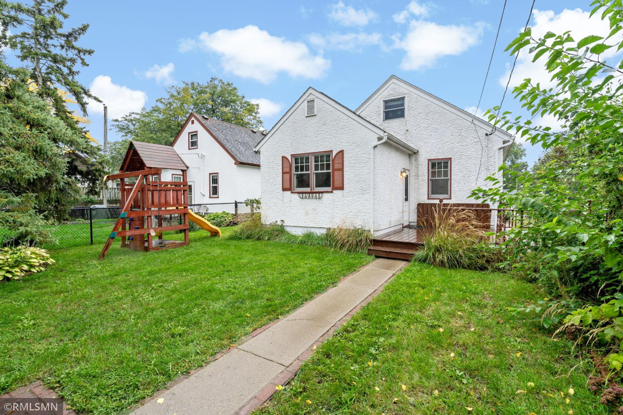 844 Winslow Avenue Property Photo 28