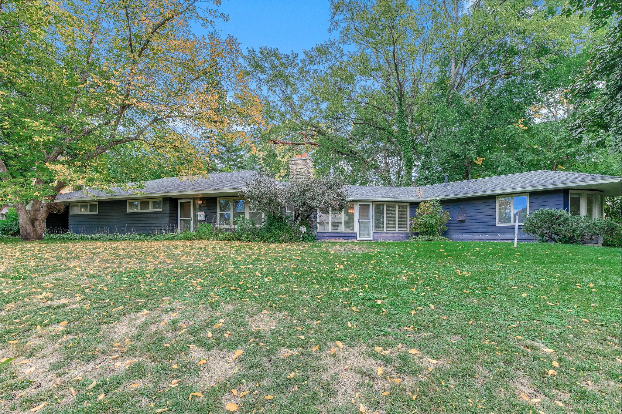 401 Turnpike Road Property Photo 6